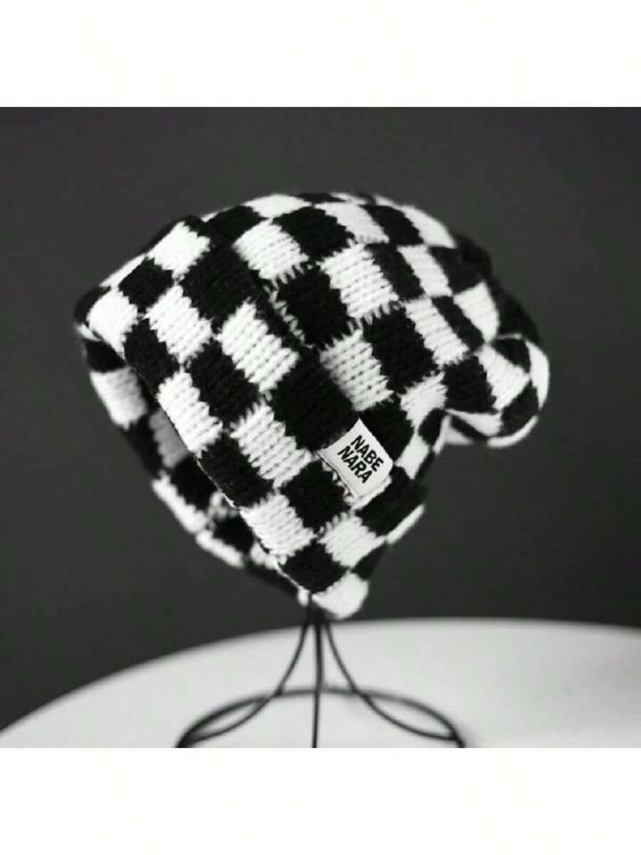 Korean Fashion Brand Label Knitted Hat, Checker Pattern Winter Beanie, Unisex Slouchy And Flatter... | SHEIN