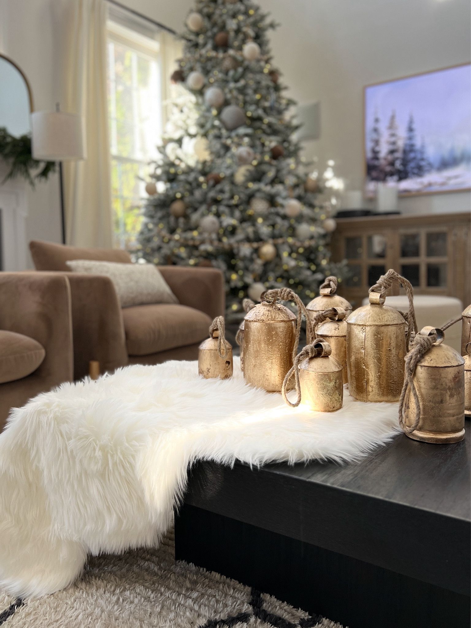 Christmas tree, holiday bells, Christmas decorations, holidays, neutral holiday decor, home decor

#LTKStyleTip #LTKHome #LTKSeasonal