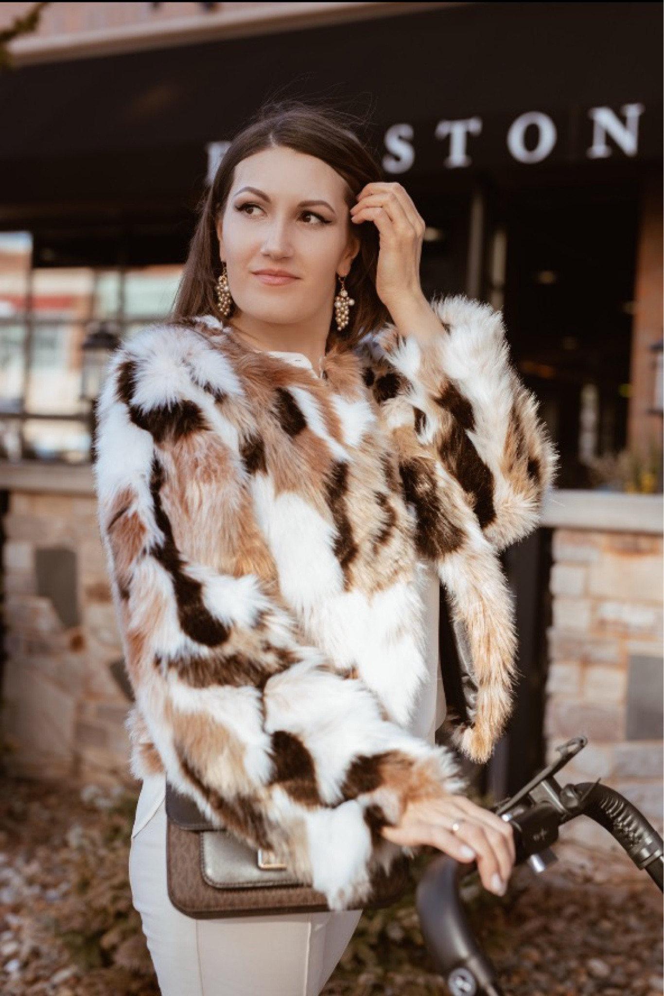Faux fur coat

#LTKSeasonal #LTKstyletip #LTKbeauty