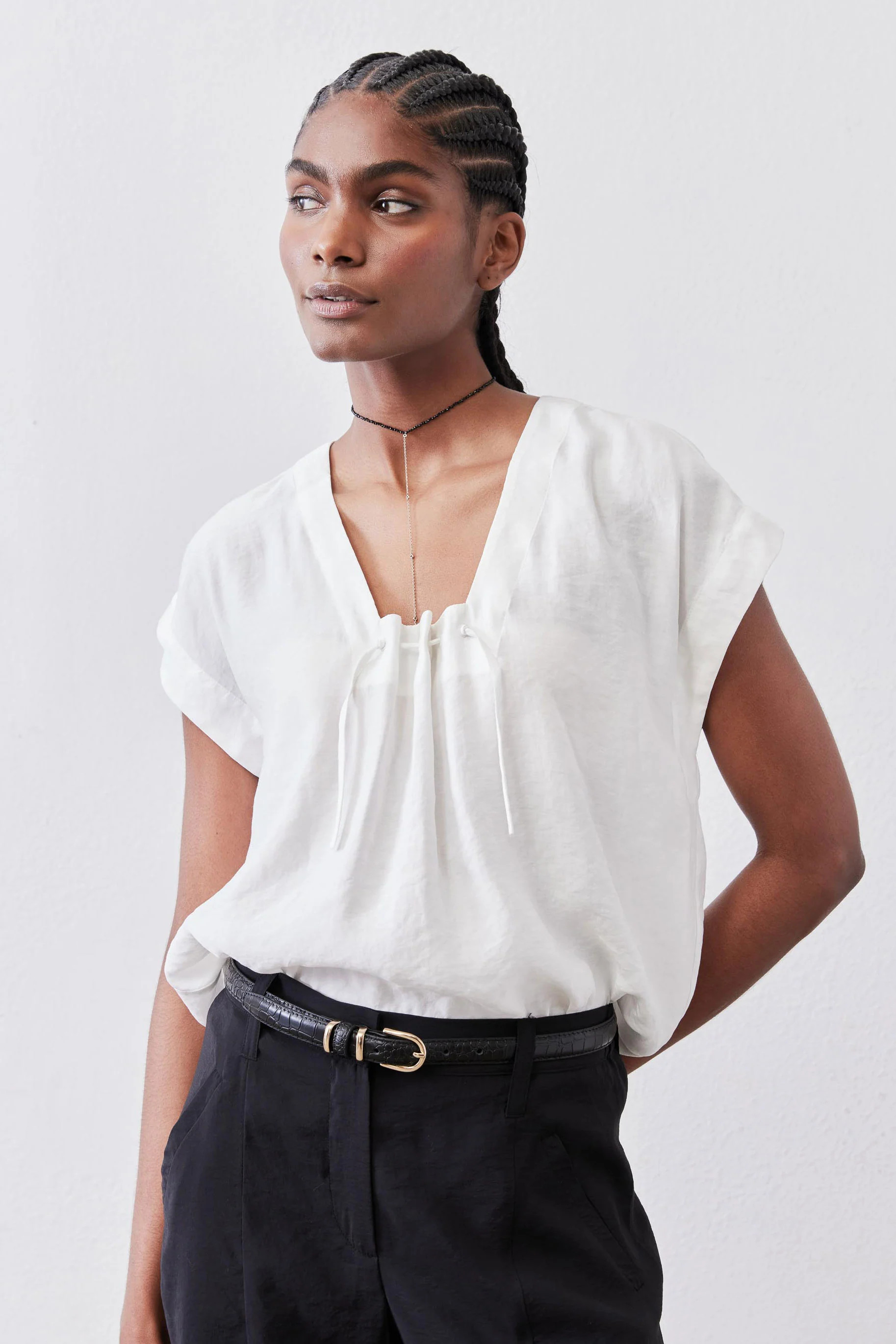 Cinched Neck Light Poplin Top | Ruti