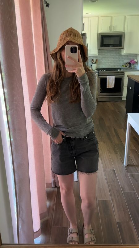 casual summer outfits I’ve worn recently! 
8 months postpartum

Summer, mom outfits 
 