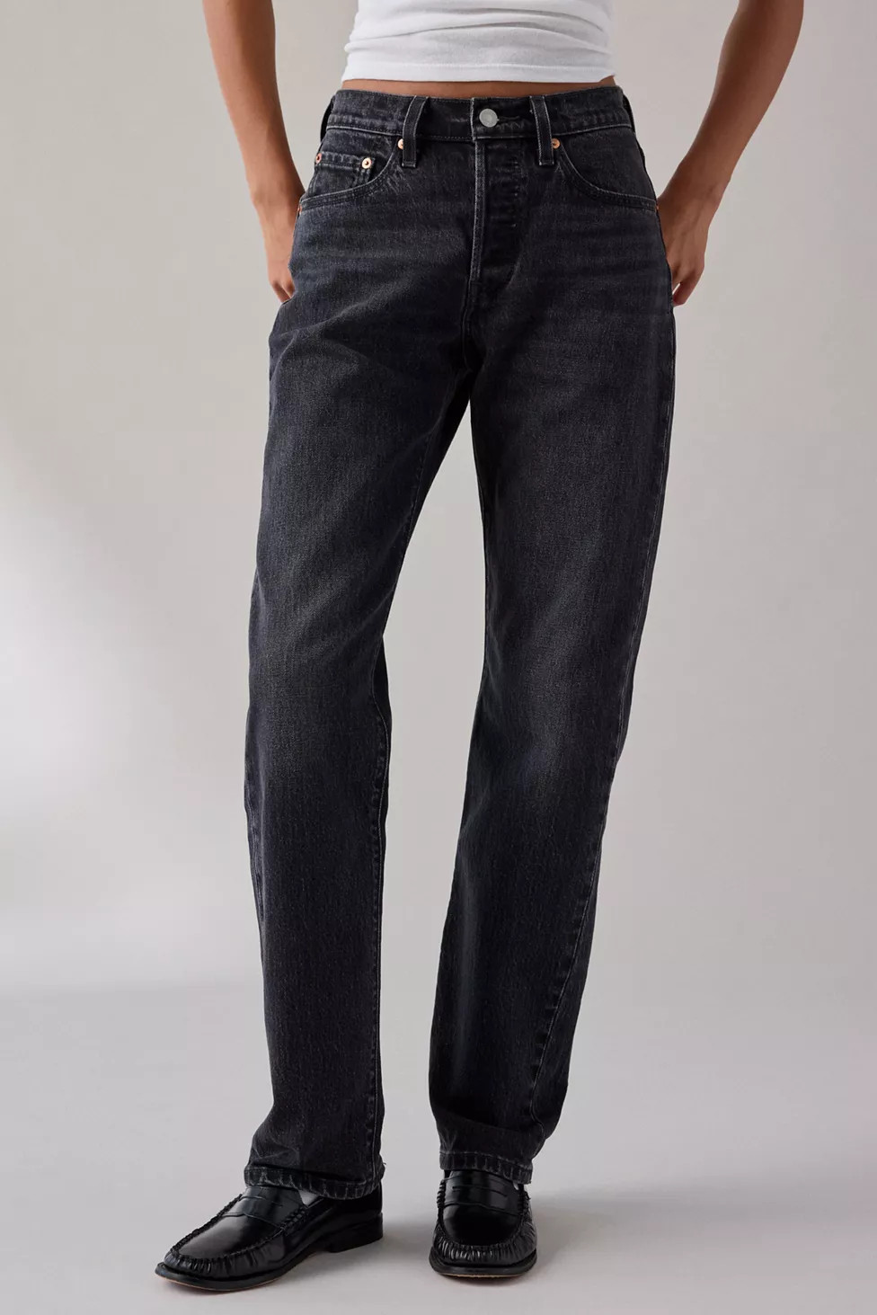 Levi’s® 501 Curve High-Rise Straight Leg Jean | Urban Outfitters (US and RoW)