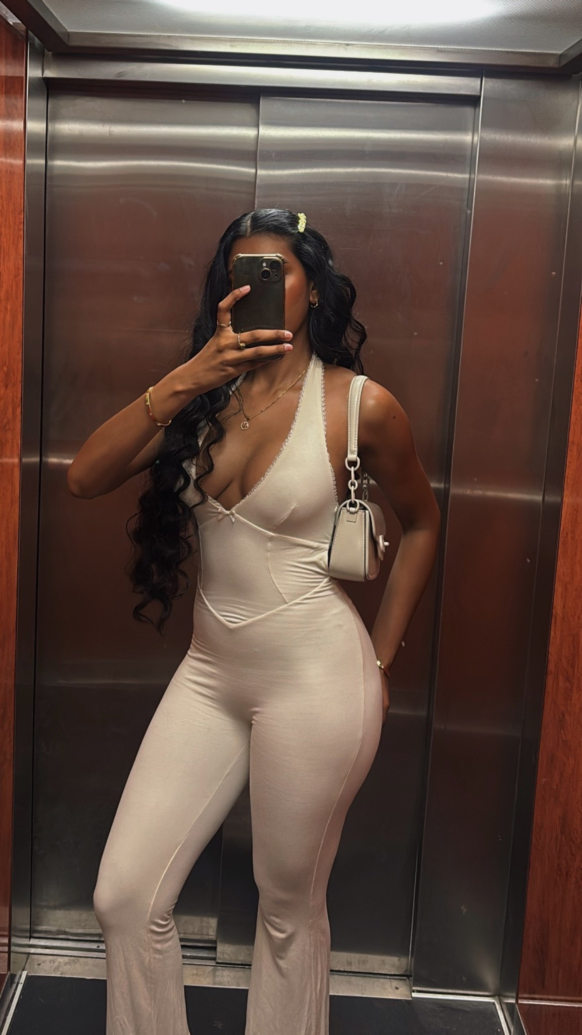 I believe the cream is now out of stock🤍🖤

#LTKpartywear #LTKluxury #LTKuk