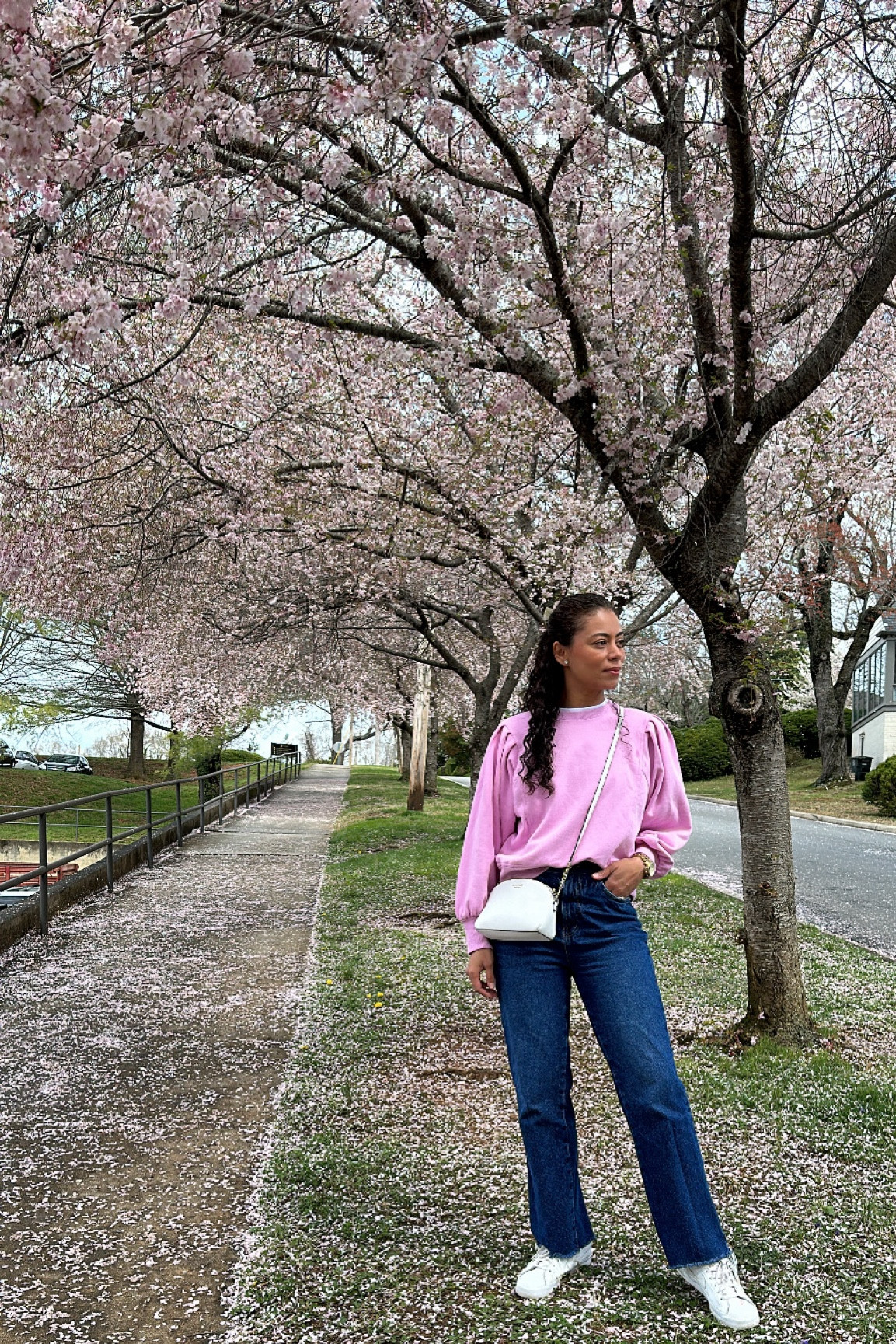 I’m matching with nature on this beautiful Spring day. Pink on pink  🌸 