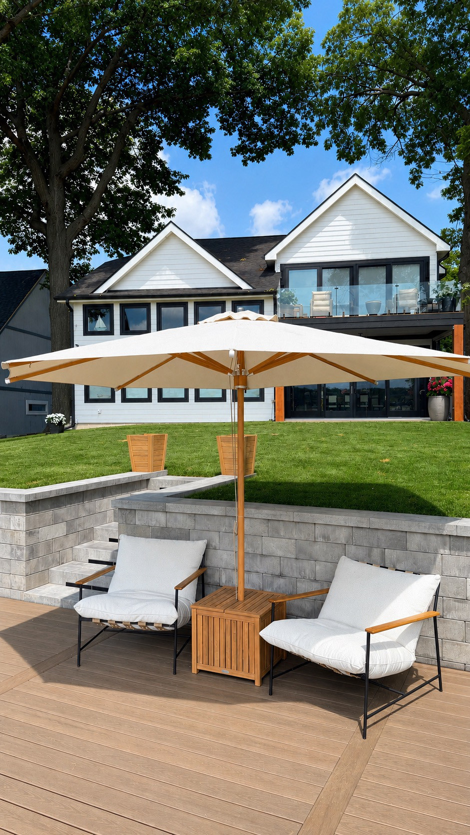 Watch My favorite patio storage hack on Amazon Live | Amazon (US)