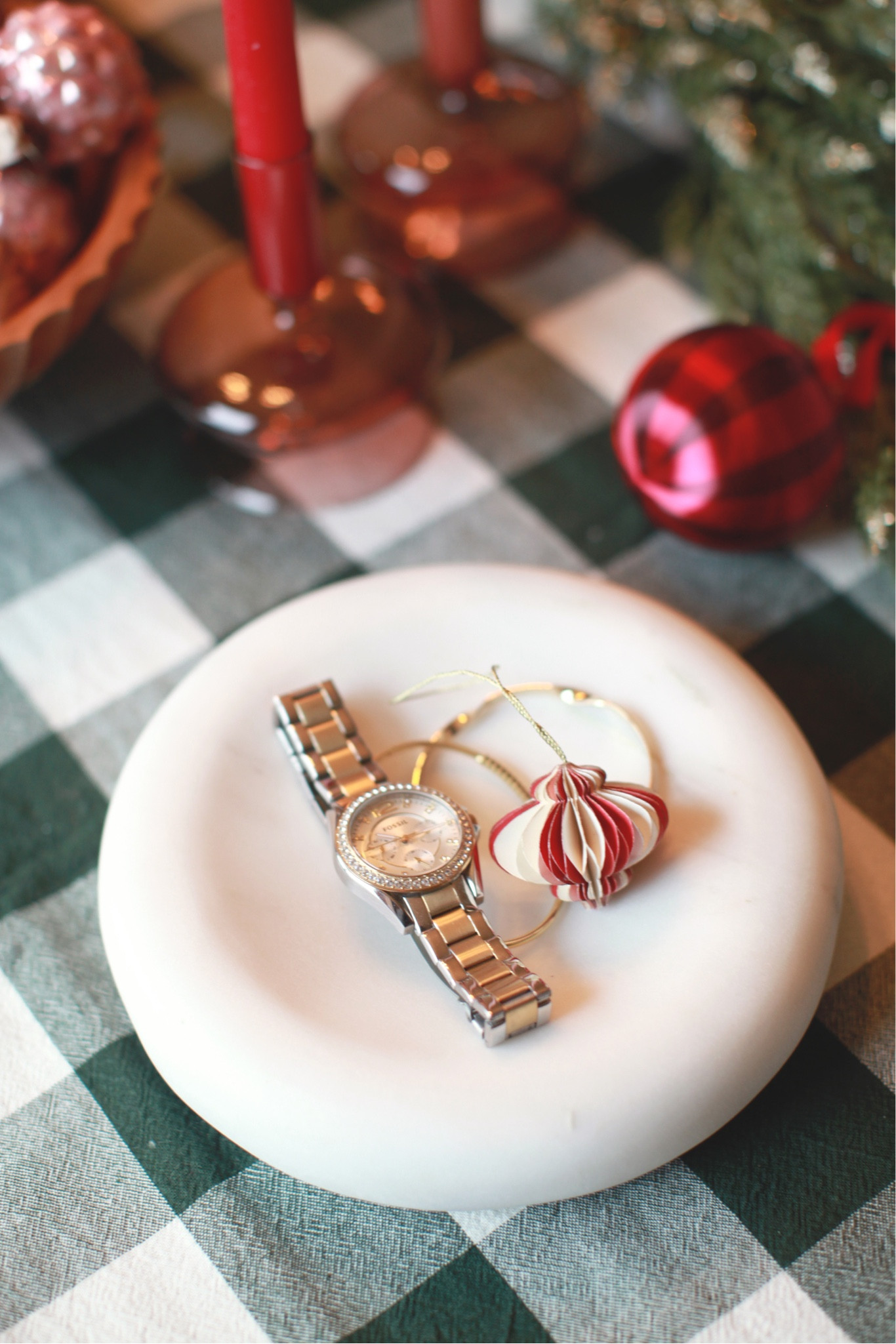 A great gift for the hard to buy for! This marble catch all is so pretty … any jewelry lover would be happy to get this for their nightstand or dresser. 


#LTKGiftGuide #LTKHome #LTKHoliday