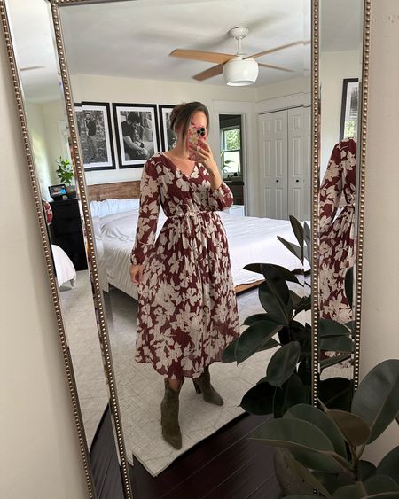 Prettiest fall dress. Perfect for teachers, office workwear or family photos!! Love the print and colors 🥰🥰

GraceKarin, fall dresses, midi dress, amazon finds, Amazon fashion 

#LTKSeasonal #LTKFind #LTKunder50