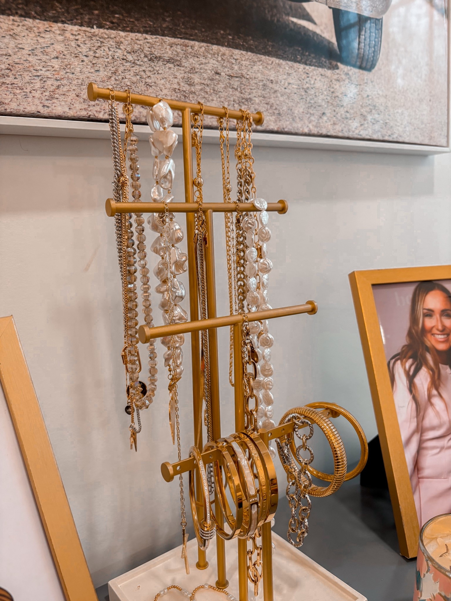 Give me all the simple + dainty ✨ #shop #jewels #jewelry #office #girlyoffice #glam #organize #organizer #grwm #accessories #ootd 

#LTKFindsUnder50 #LTKgrwm #LTKootd