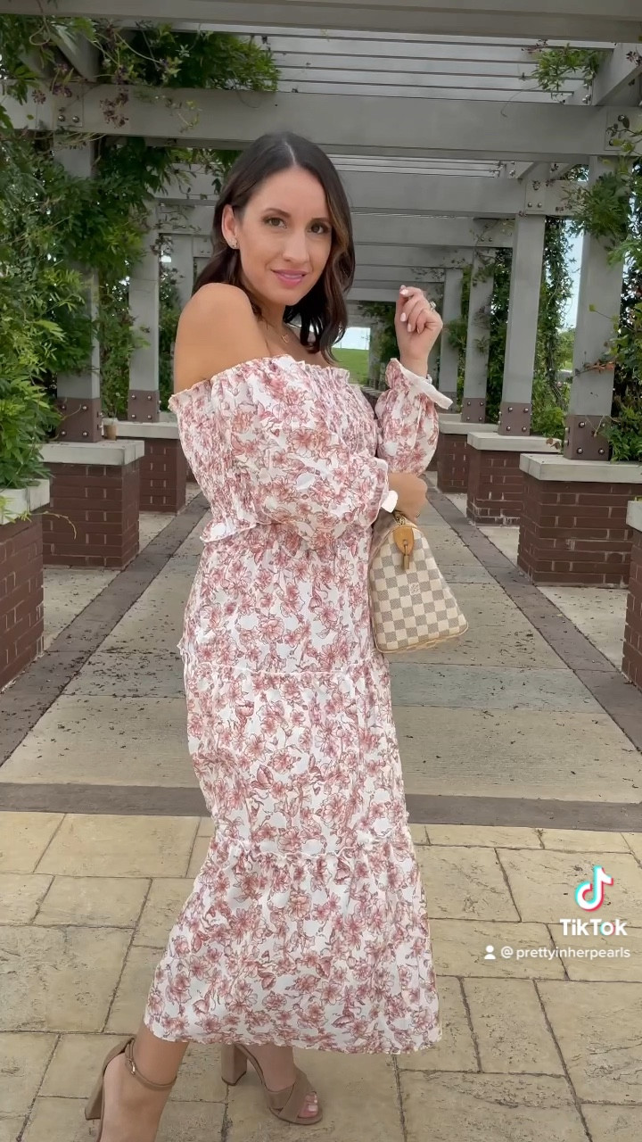 Floral top and skirt combo. Love this top. This set comes in a few colors. You can mix and match with the top and high rise jeans  

#LTKstyletip #LTKunder100 #LTKunder50