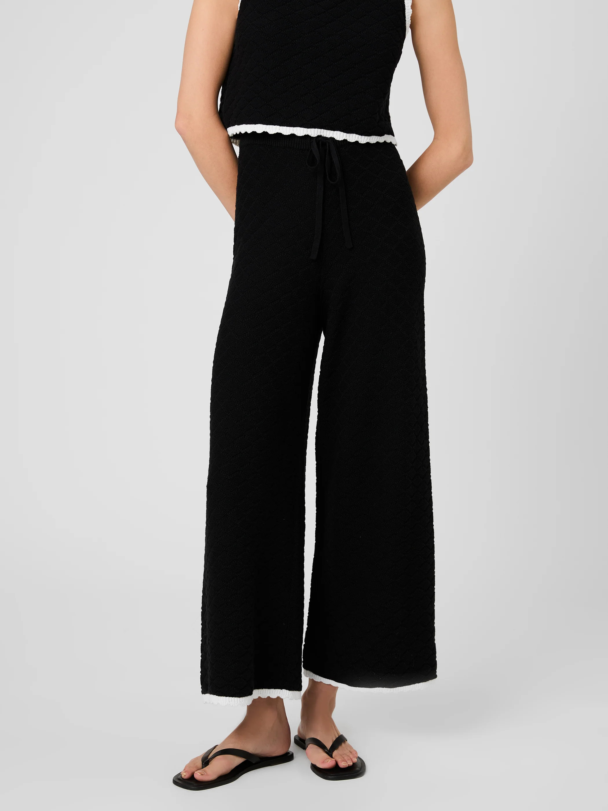 TEDDY DIAMOND KNIT CROP PANTS | French Connection (US)