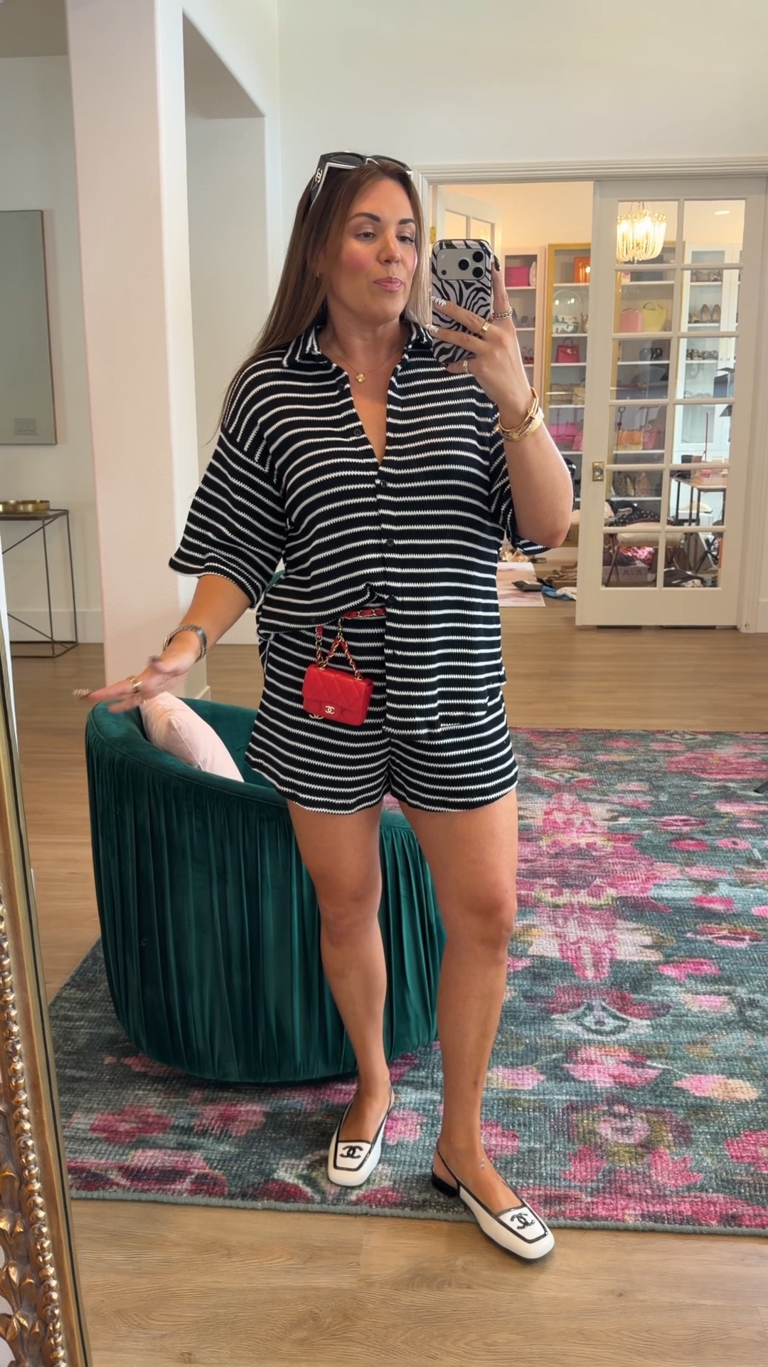 curvy midsize black and white set! wearing size medium. shorts fit TTS and top is oversized.

#LTKSeasonal #LTKMidsize