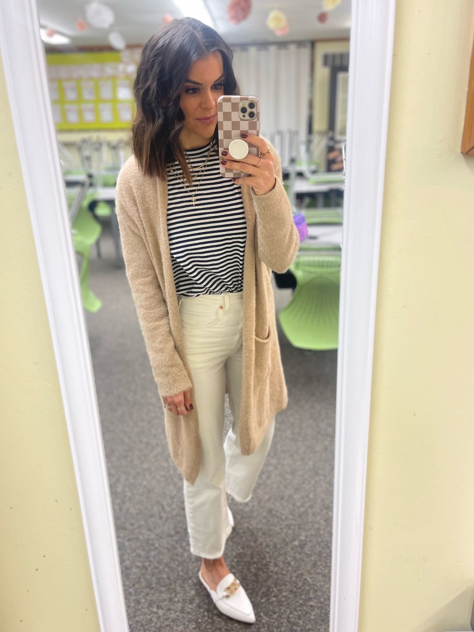 Today’s classroom #ootd
Target tee, on sale for $9! Wearing s
Levi jeans- size 26
Amazon sweater- size s
Amazon mules- Tts 

#LTKstyletip #LTKunder50 #LTKSeasonal