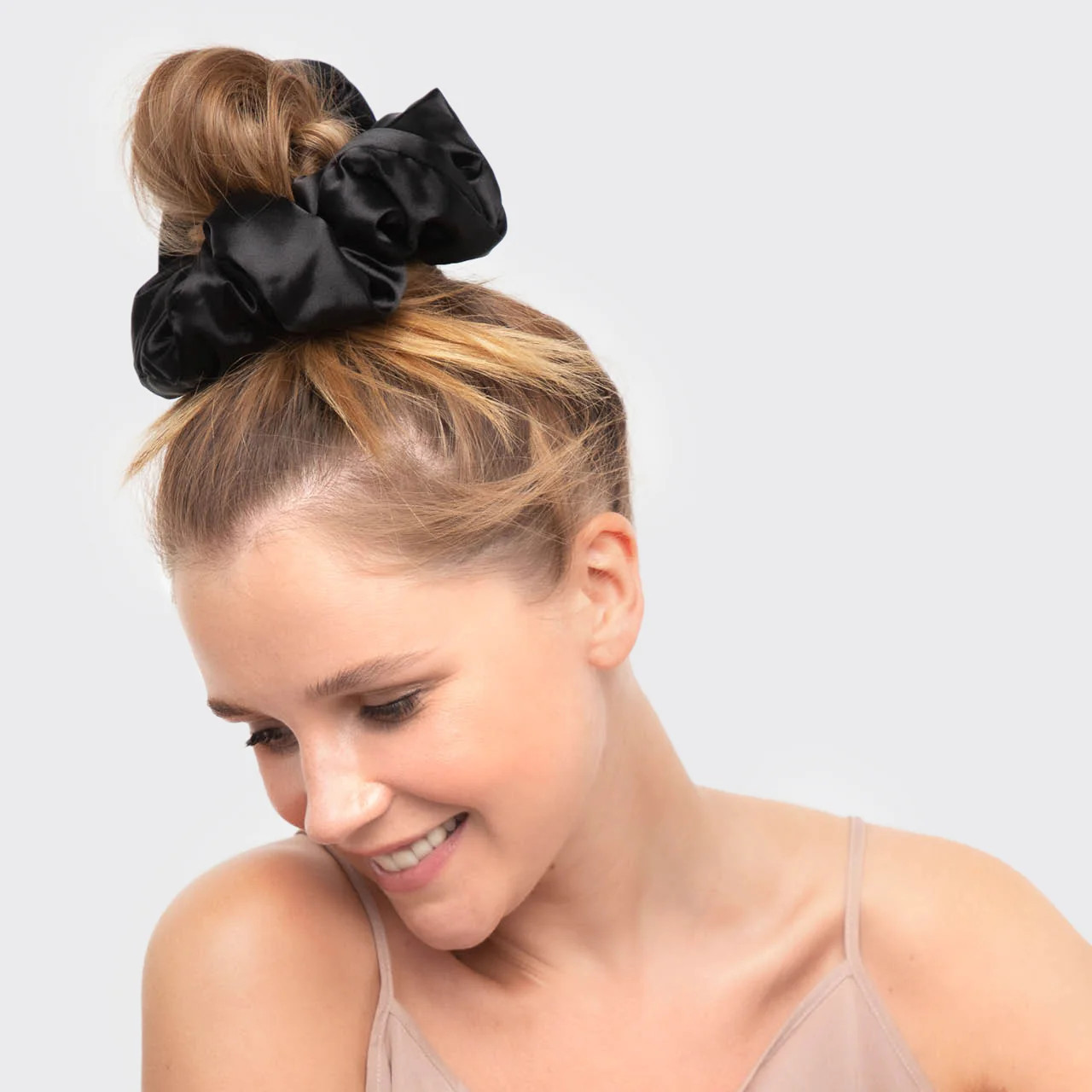 Satin Sleep Pillow Scrunchies - Black/Gold | KITSCH | Kitsch