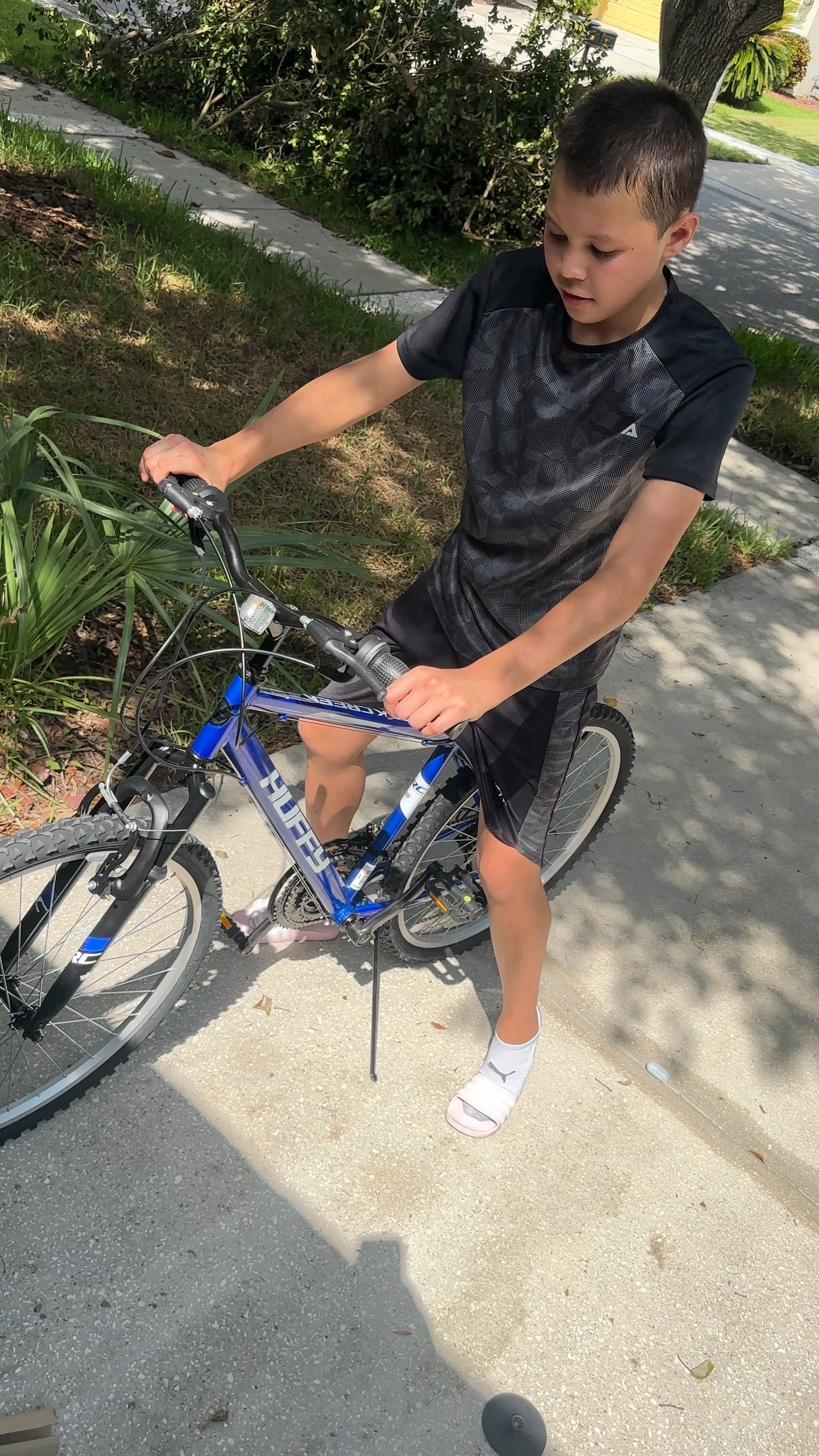 Kids bike, mountain bike 
Walmart bike #walmartfind #walmart 

#LTKFindsUnder100 #LTKFamily #LTKKids