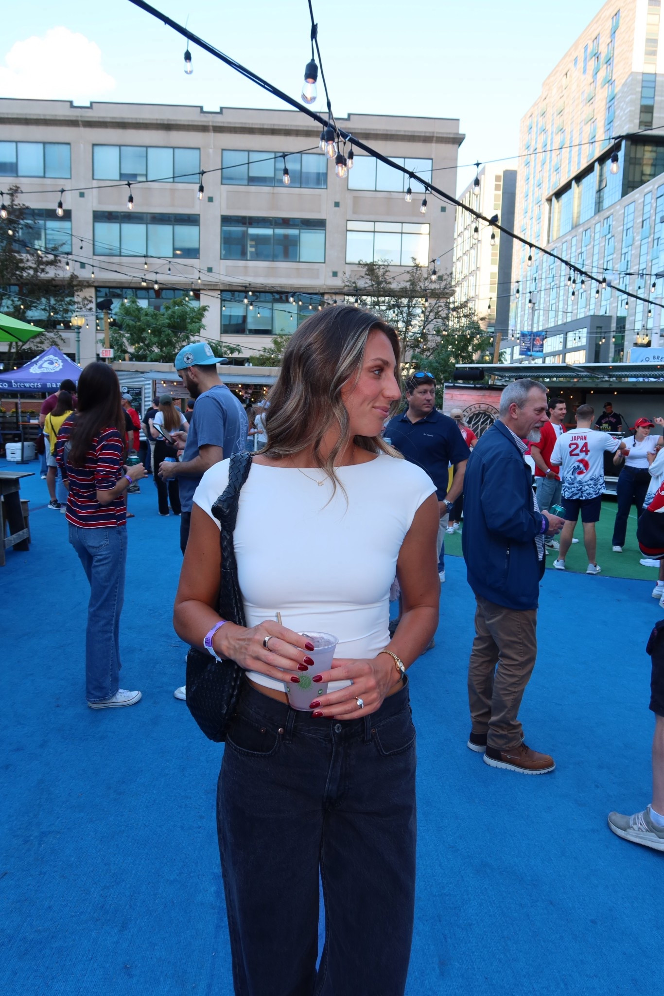 Outfit worn in Boston to the baseball game 

#baggyjeans #lowrisejeans #affordabletops 

#LTKgrwm #LTKdayinmylife #LTKootd