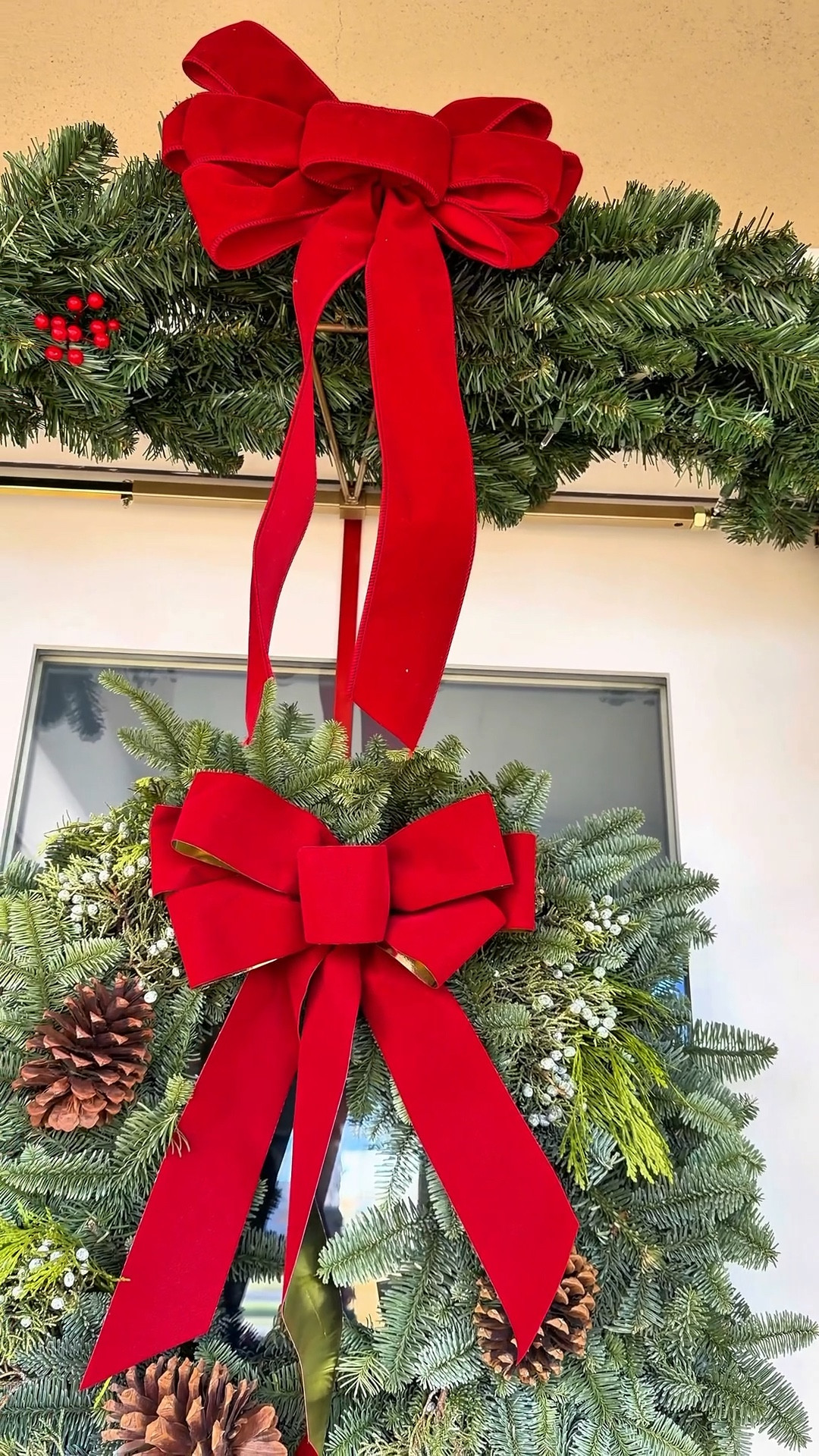Easy to install garland hanger that’s adjustable and comes in multiple colors. Fit it to the size of the door frame and tighten when you get to the top. 

Holiday season, holiday decor, holiday decoration, garland, Christmas decor 

#LTKCyberWeek #LTKHoliday #LTKSeasonal