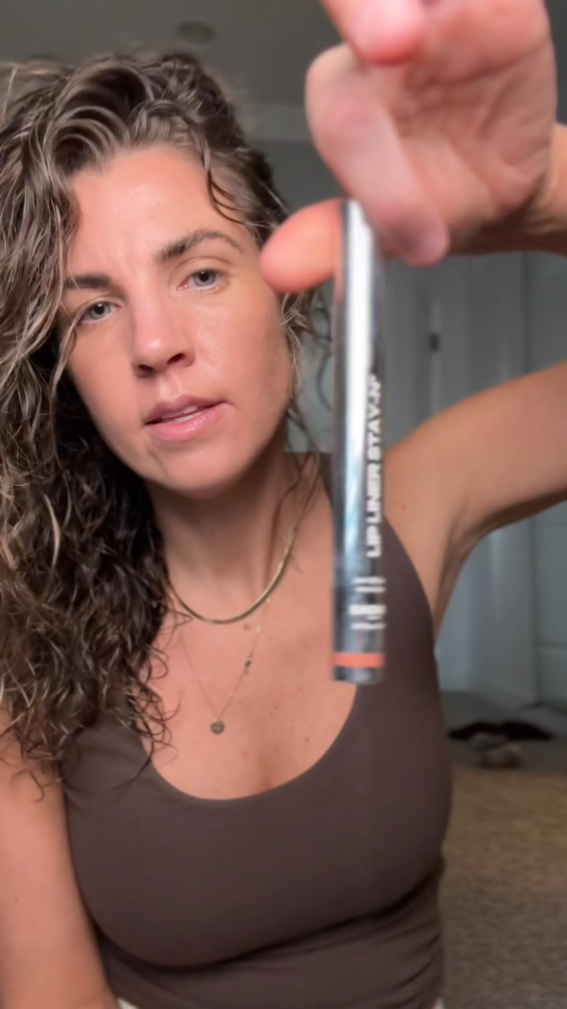I super love this lip liner. Easy to use and the result is evident.
