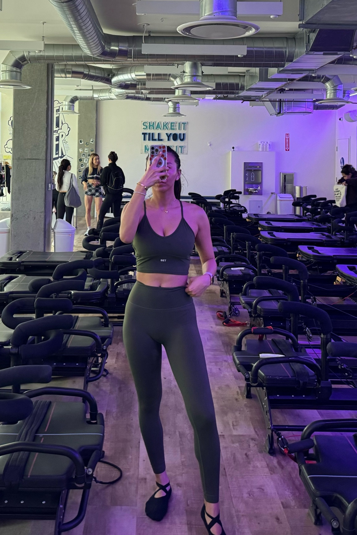 The most wearable green workout set from set active🌲💚🥬


#LTKMostLoved #LTKfitness #LTKstyletip