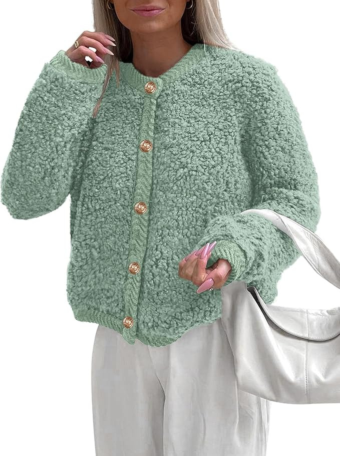 PRETTYGARDEN Women's Faux Fur Coat 2025 Fall Fuzzy Fleece Button up Shearling Cropped Jackets Win... | Amazon (US)