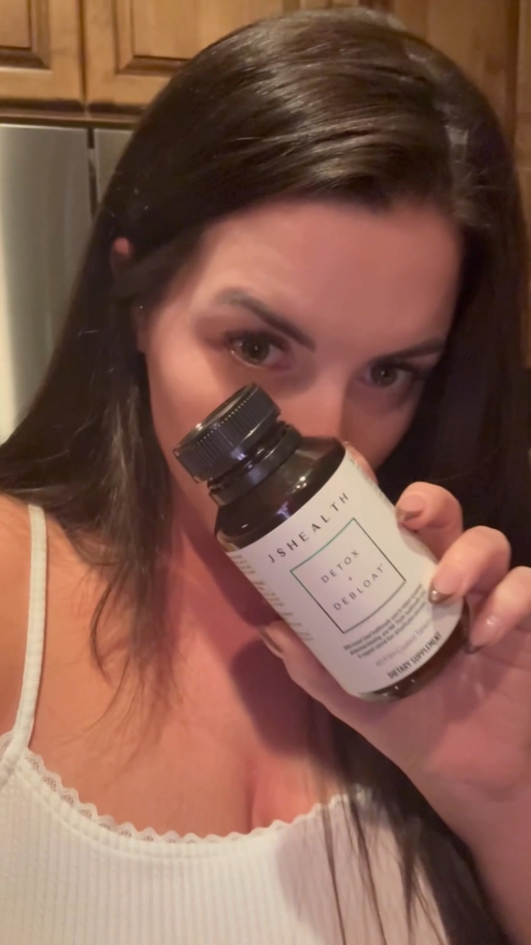 Don’t think I went on vacation without my detox + debloat pills 👀 I always keep these on hand—especially when travel throws off my normal routine or eating habits. They seriously help keep the stomach flat and comfortable, and I swear by them after trips so I can come home feeling like myself again 💁‍♀️✨

#LTKFindsUnder50 #LTKTravel #LTKBeauty