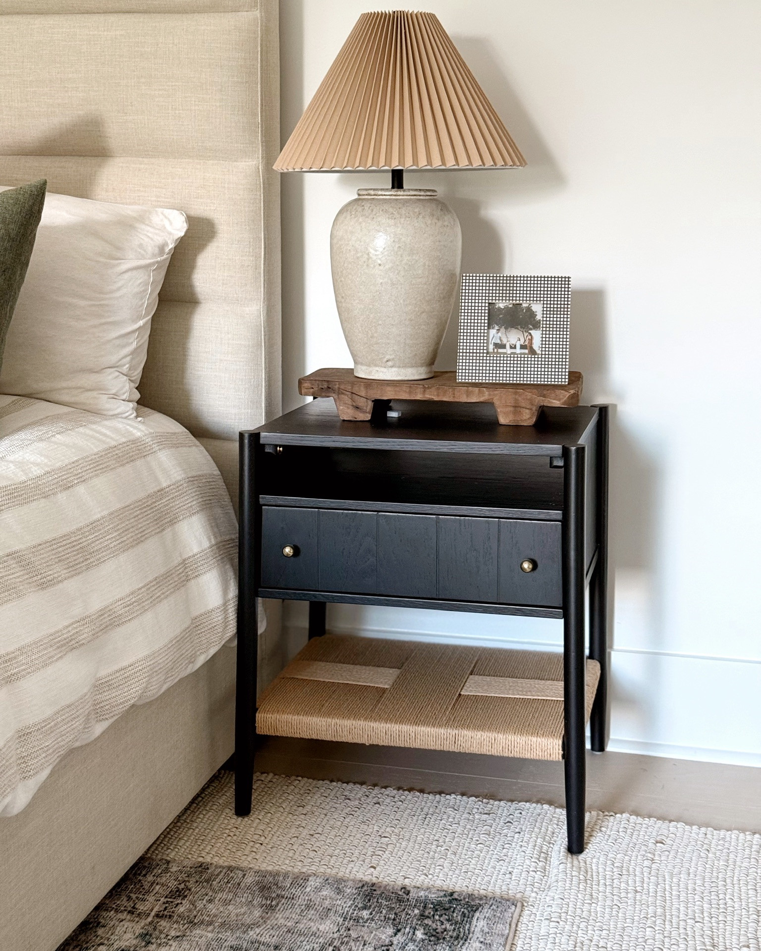 🛋️Neutral tones, cozy textures, and timeless Modern Classic details create the perfect space to welcome guests in style. 🤍 From the warm leather sofa to the layered pillows and soft lighting, every detail is designed for comfort and beauty.

Do you want to bring our dreamy Modern Classic style interior design into your own home? 🏡 You’re in luck! Reserve our Online Interior Design packages today -> https://porcheandco.com/edesign ✨ We can’t wait to work with you & design your home with #porcheandco

#porcheandco #guestroominspo #modernclassicstyle #cozyinteriors #neutralhome #bedroomdesign #timelessinteriors #modernclassicinterior #homedesignideas #interiordreams

#LTKdayinmylife #LTKHome #LTKvlog