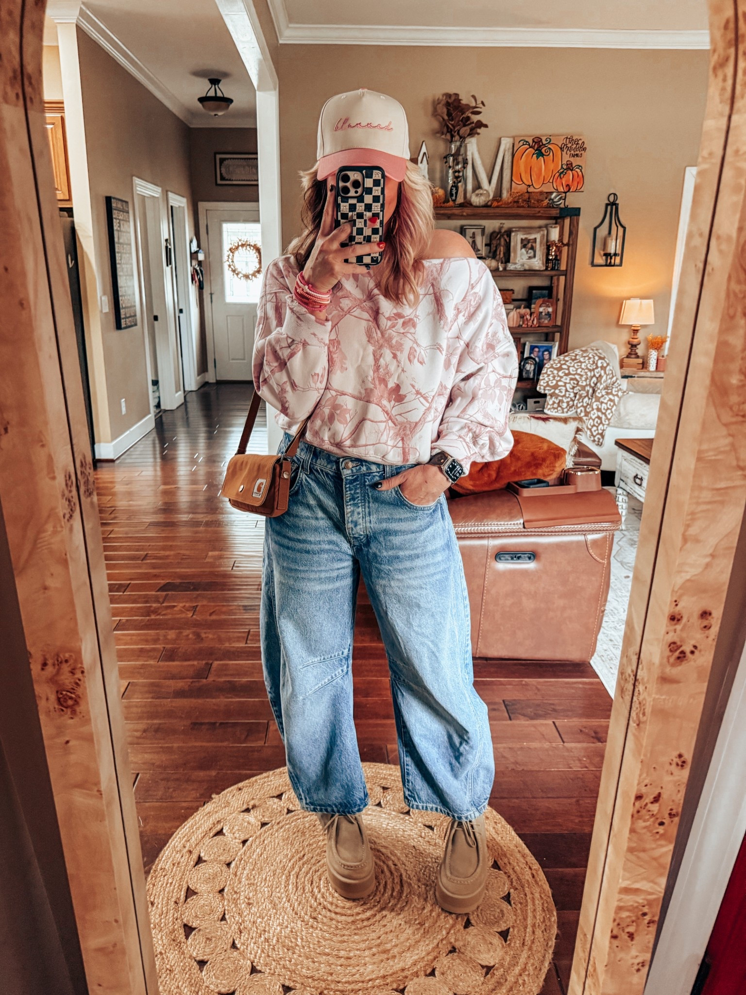 This sweatshirt is so CUTE! Also these are some of my favs barrel jeans! I’m wearing a medium in the sweatshirt and I size down one in the jeans. My Clark Wallabees run true to size. 


#LTKOver40 #LTKShoeCrush #LTKStyleTip