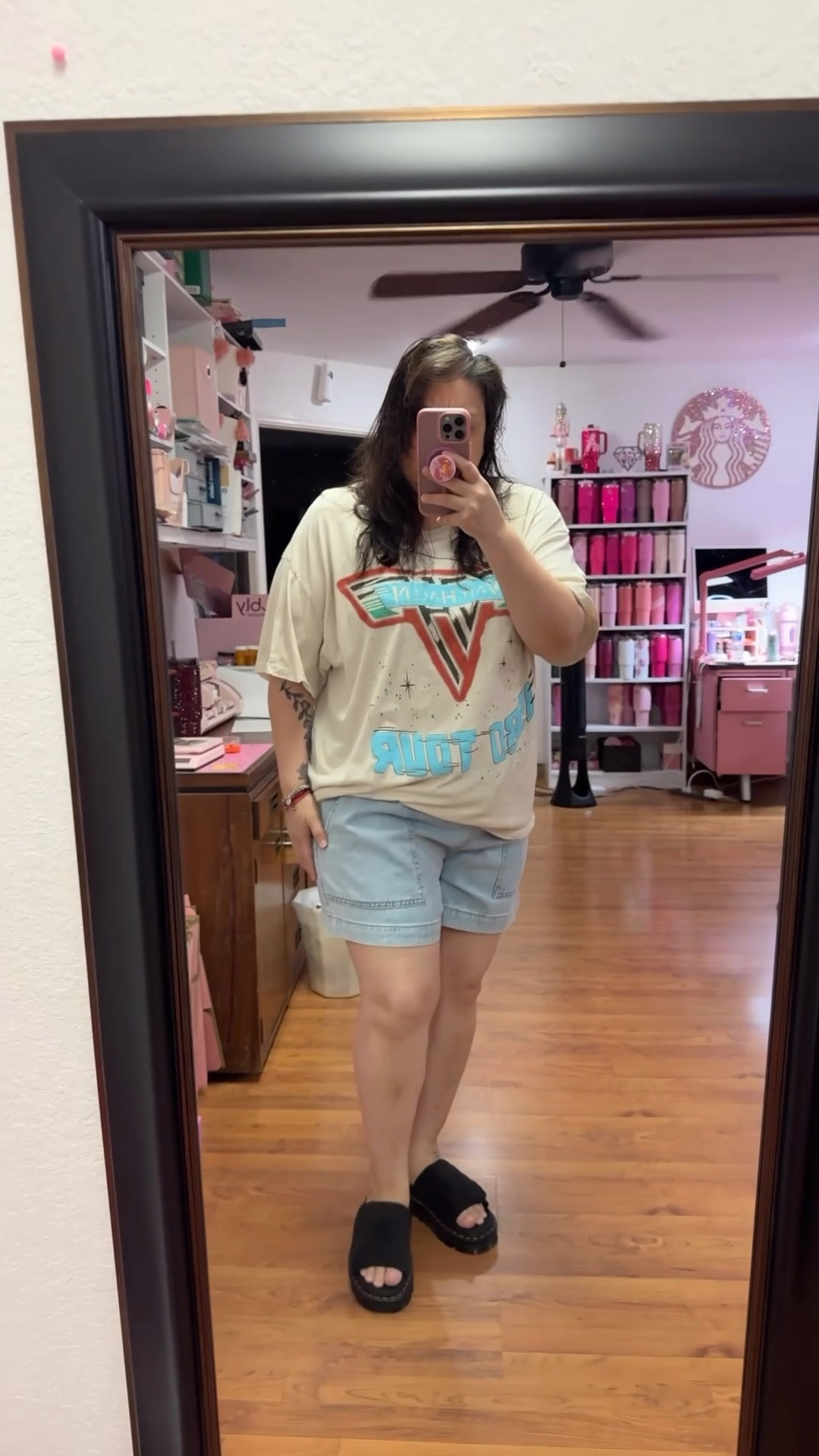 These Walmart shorts are incredible pairing it with my daydreamer tee and doc sandals. I’m ready for summer.