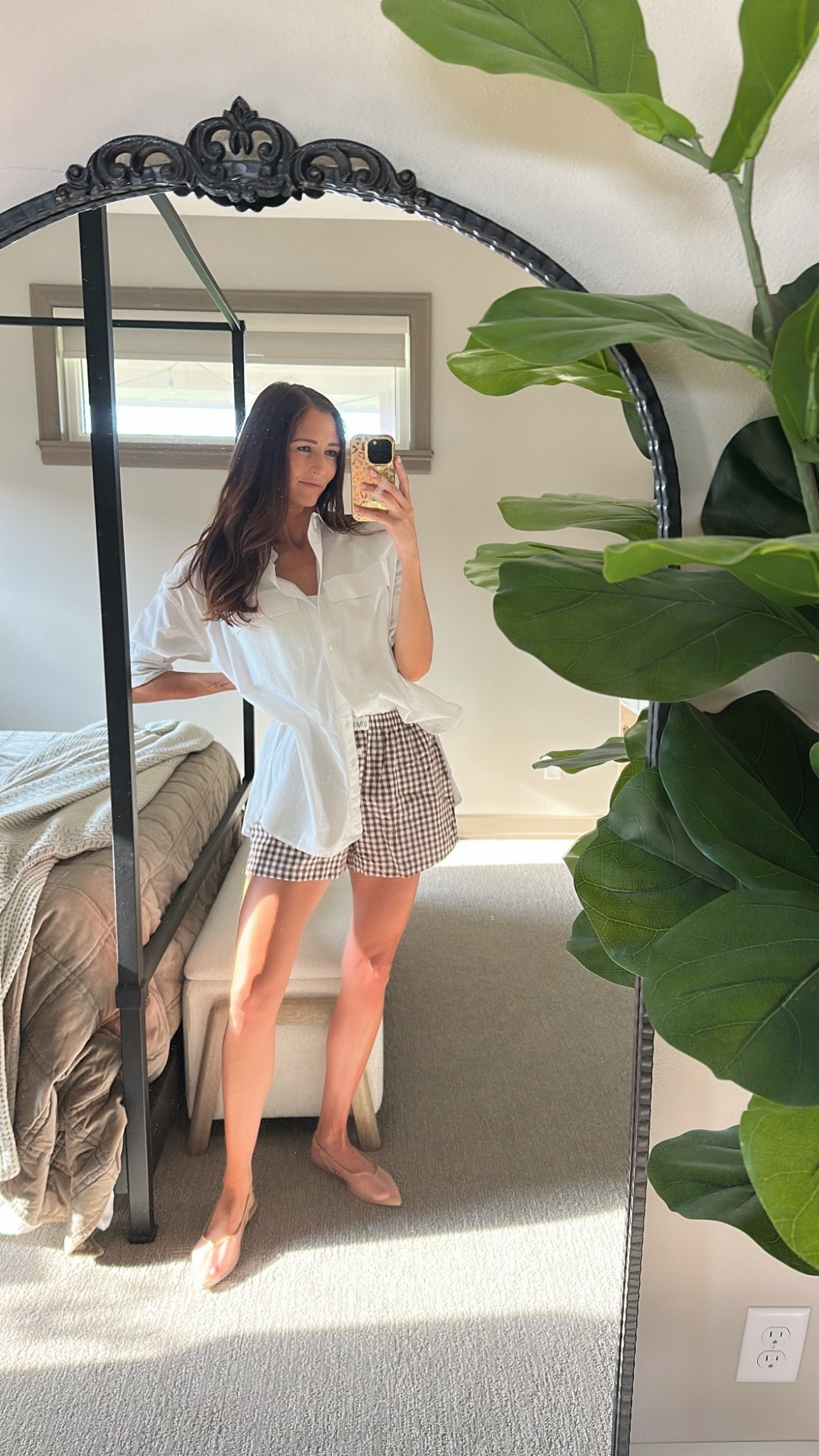 White button down tunic shirt
Amazon boxer shorts
Pointed toe sling back mesh shoes


#LTKStyleTip #LTKFindsUnder50