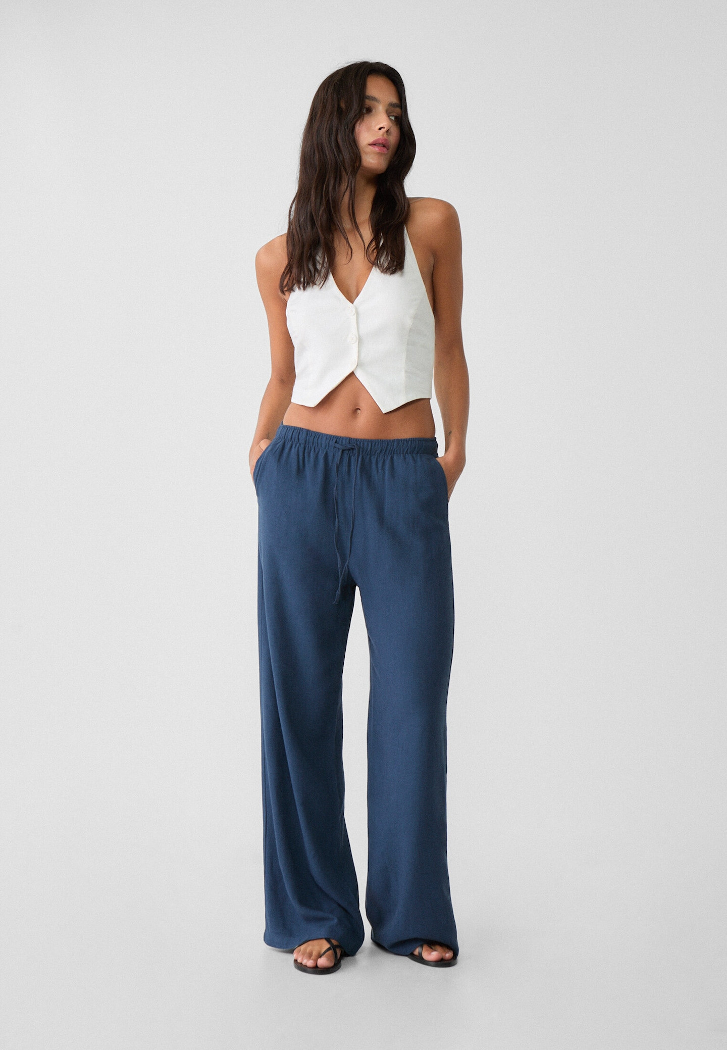 Fließende Hose mit Leinen - Mode für Damen | Stradivarius Deutschland | Stradivarius DE