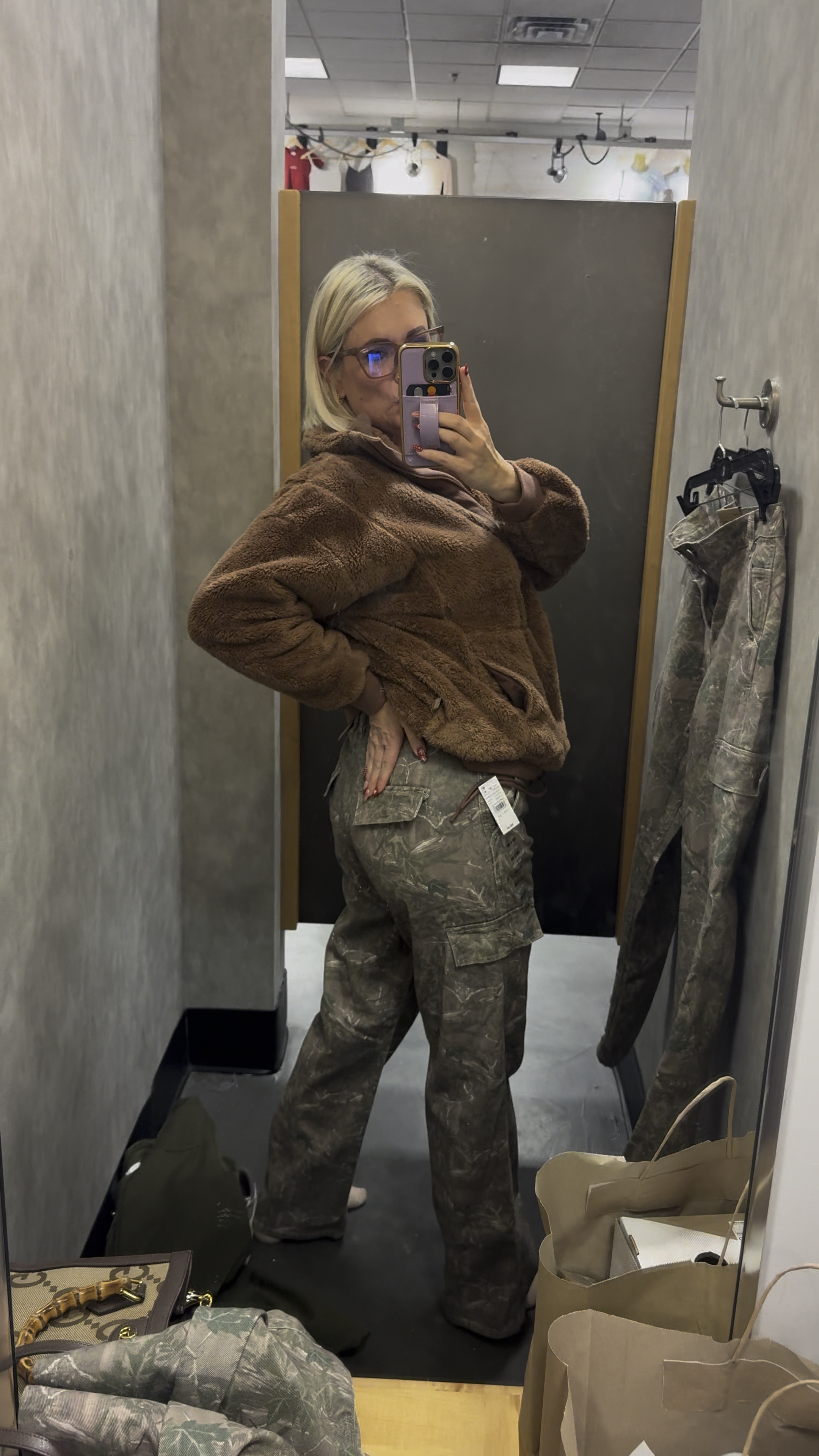 I love the fit of these cargos! I am 5’9 and wearing a size 32/32. PacSun // camo // camouflage // cargo // mens and women’s 

#LTKStyleTip #LTKSaleAlert #LTKGiftGuide