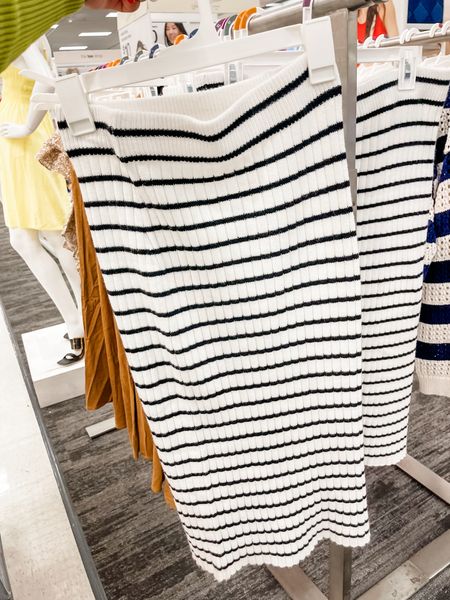 Knit striped skirt 🌴 Vacay vibes 🫶🏽

#LTKTravel #LTKSummerSales #LTKBump