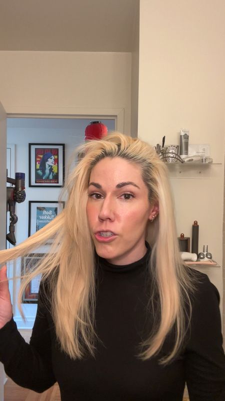BEST POST WORKOUT DRY SHAMPOO EVER

This is after 2 workouts! Wearing my hair down at work. DO NOT believe the bad reviews on Sephora.

#LTKVideo #LTKbeauty