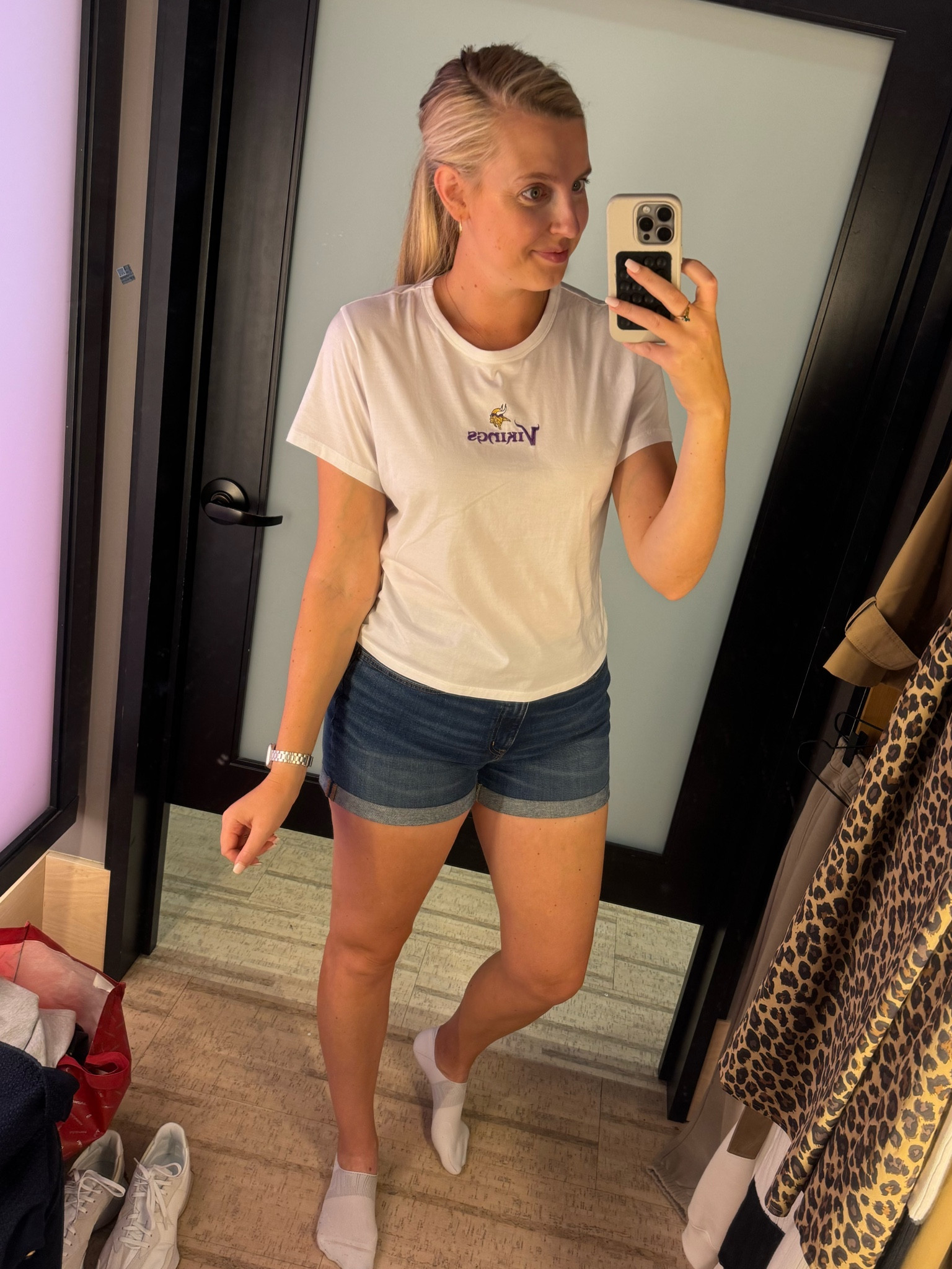 Wearing size large - nfl collection - Vikings 

#LTKSeasonal #LTKMidsize #LTKFindsUnder50