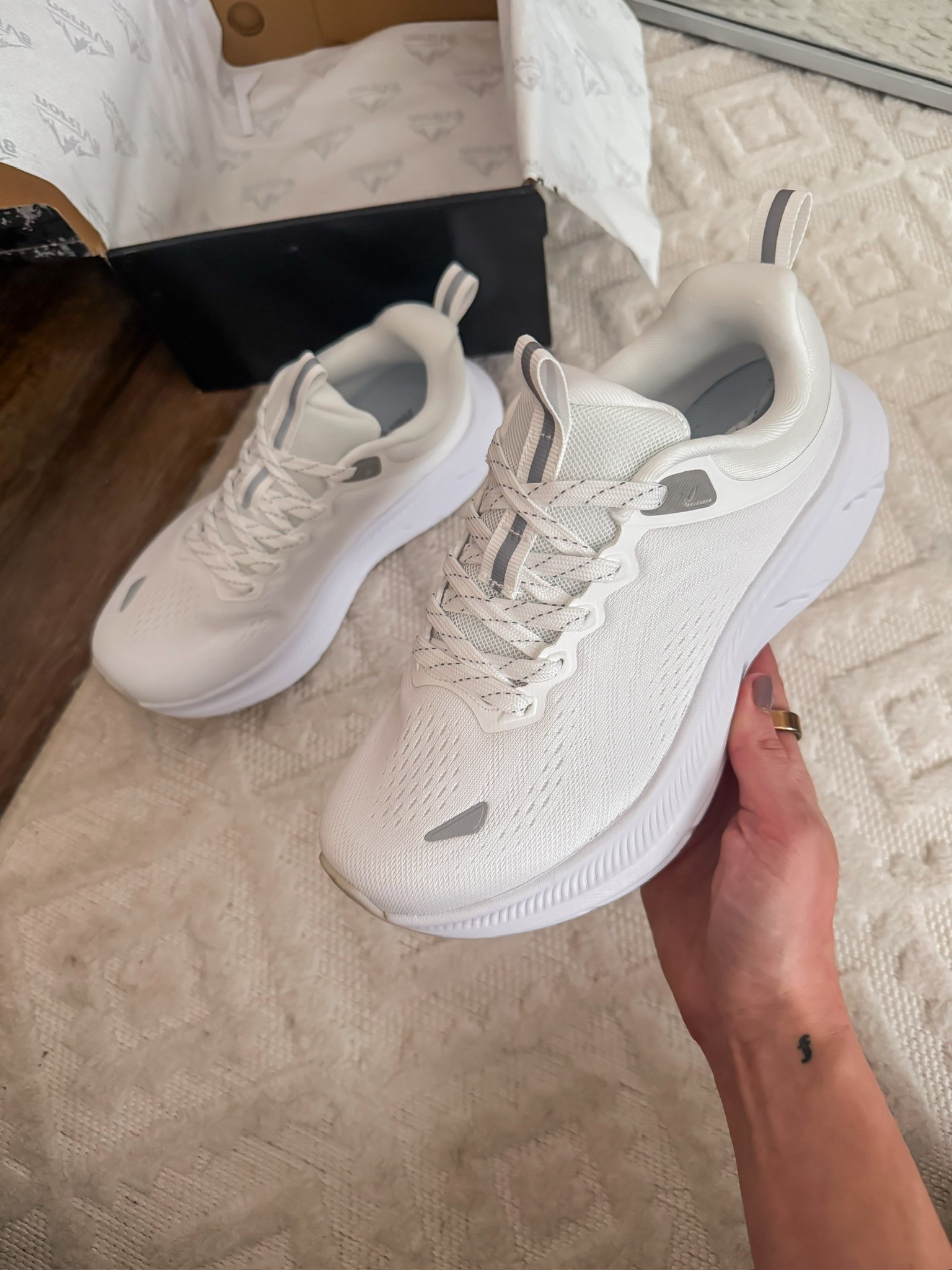 Hoka look for less sneakers from Amazon

#LTKfitnessgoals #LTKActive