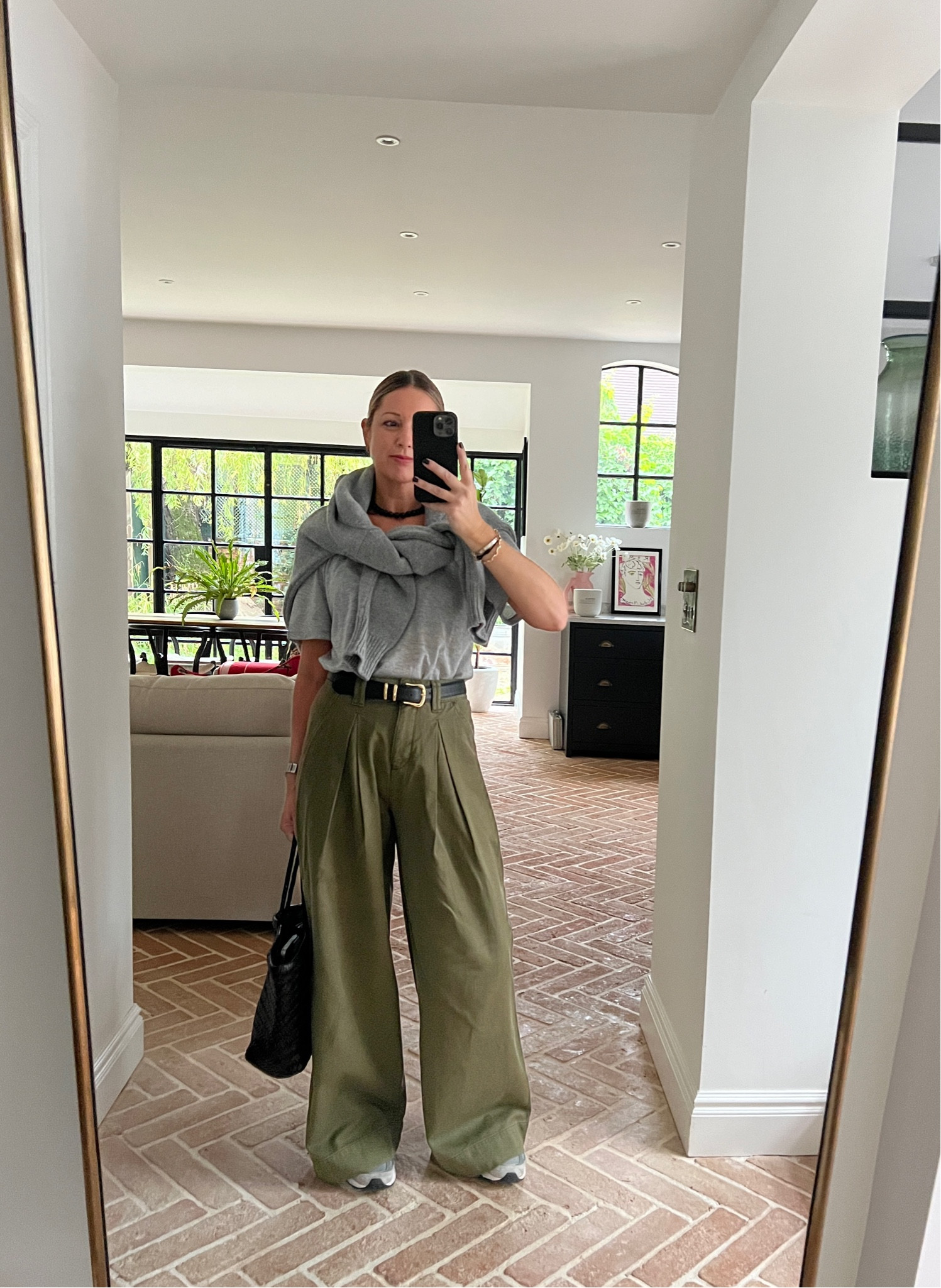 Khaki trousers + grey t shirt + grey knit + new balance 

#LTKunder100 #LTKstyletip #LTKunder50