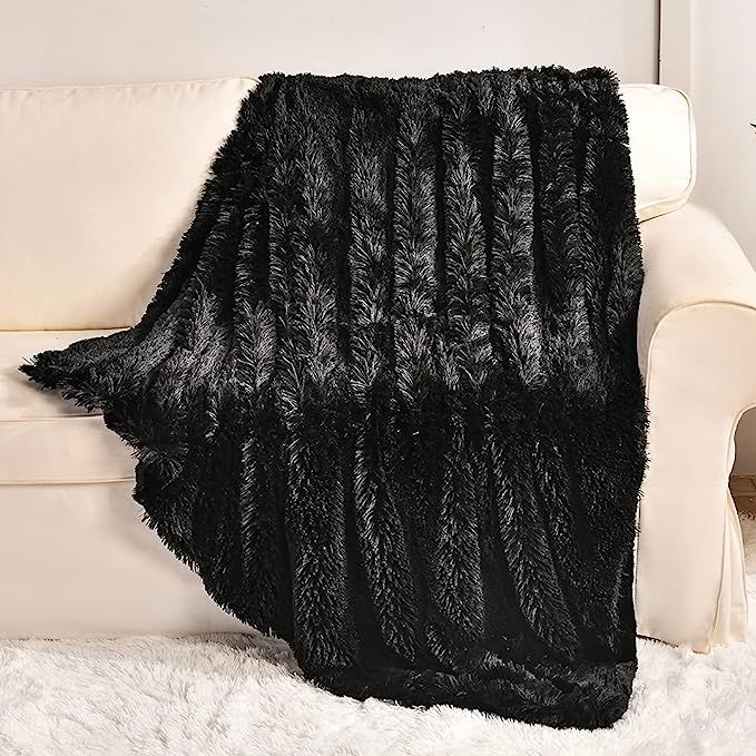 YUSOKI Black Faux Fur Throw Blanket,2 Layers,50" x 60", Soft Fuzzy Fluffy Plush Furry Comfy Warm ... | Amazon (US)