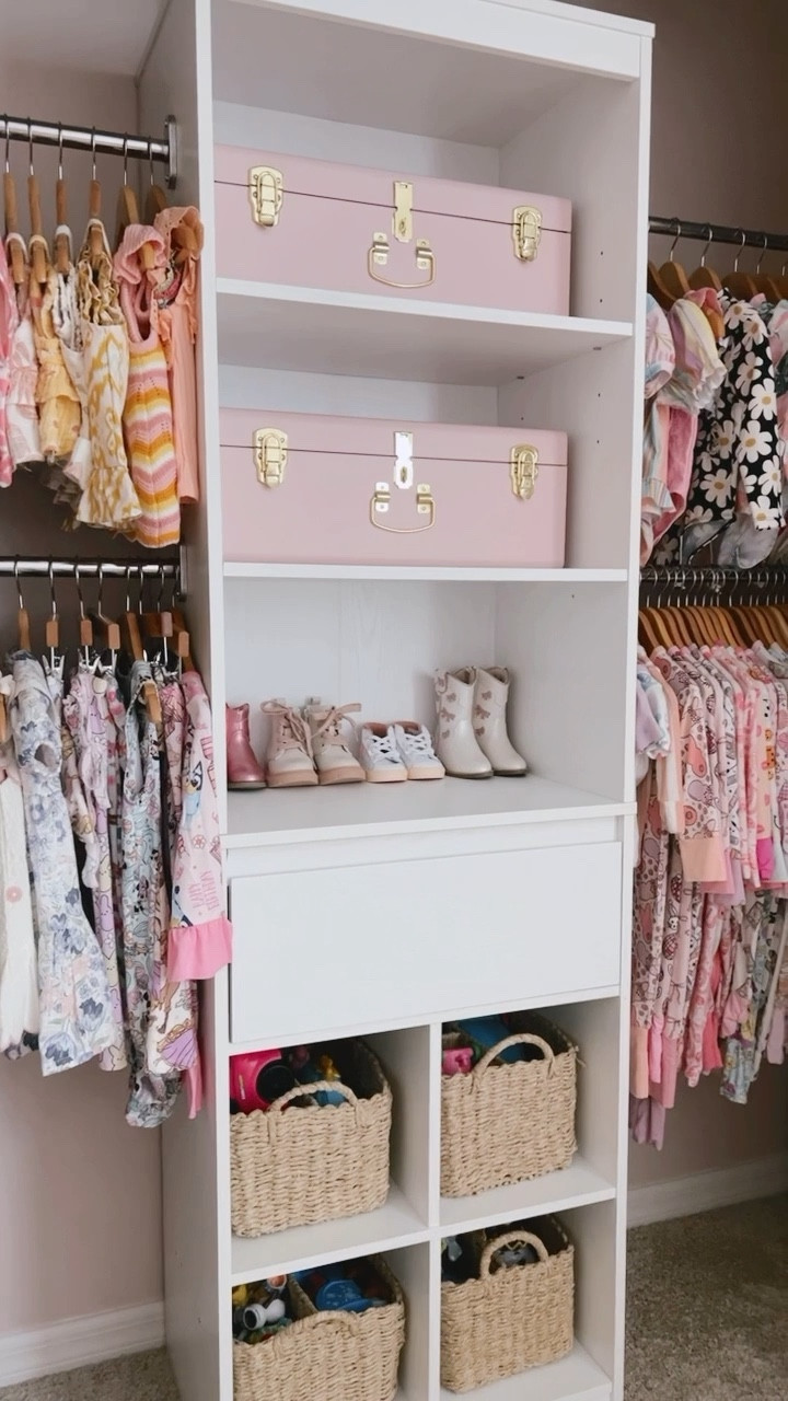 Baby & toddler clothing organization and closet system! #nursery #nurserydecor

#LTKbaby #LTKkids #LTKhome