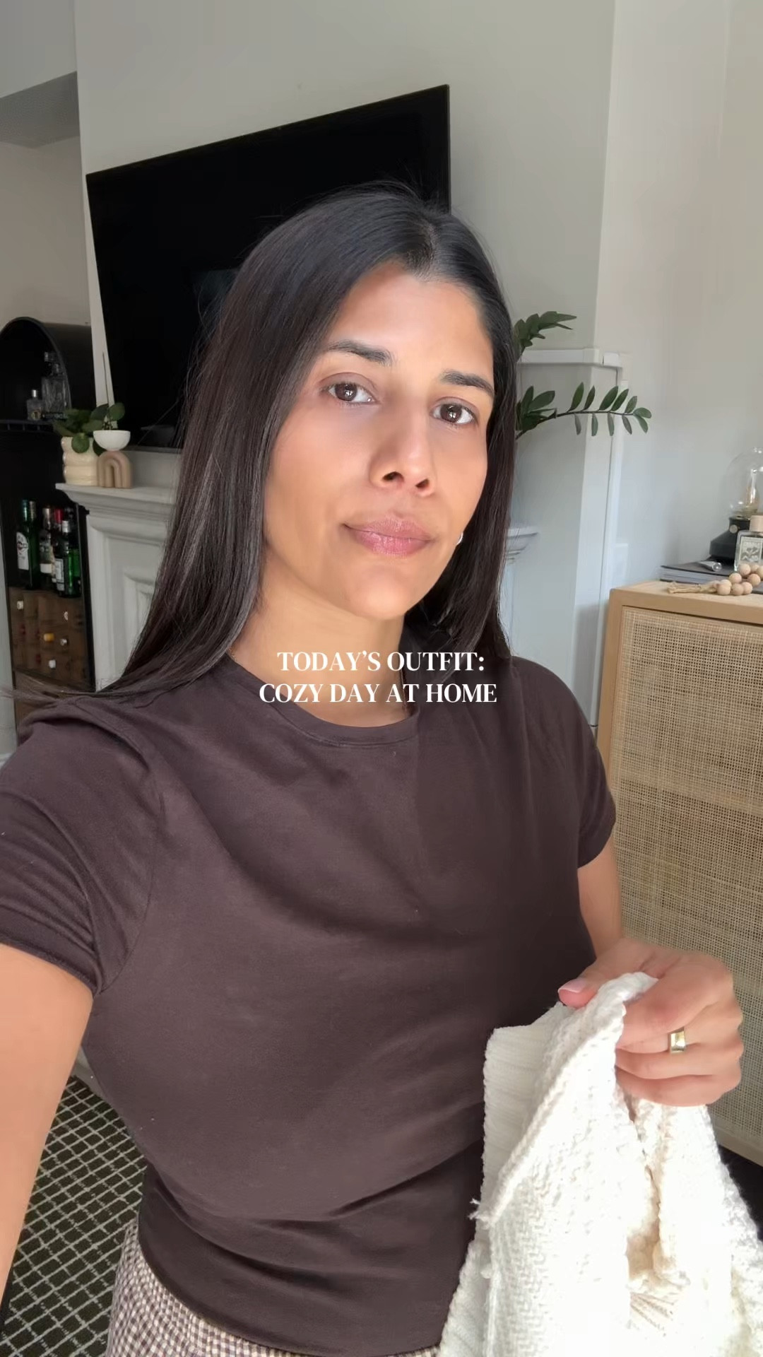 I wear these pants on repeat! Sadly sold out but these aritiza ones are petty close! Great for a work from
home look! 

#LTKcanada #LTKhome #LTKworkwear