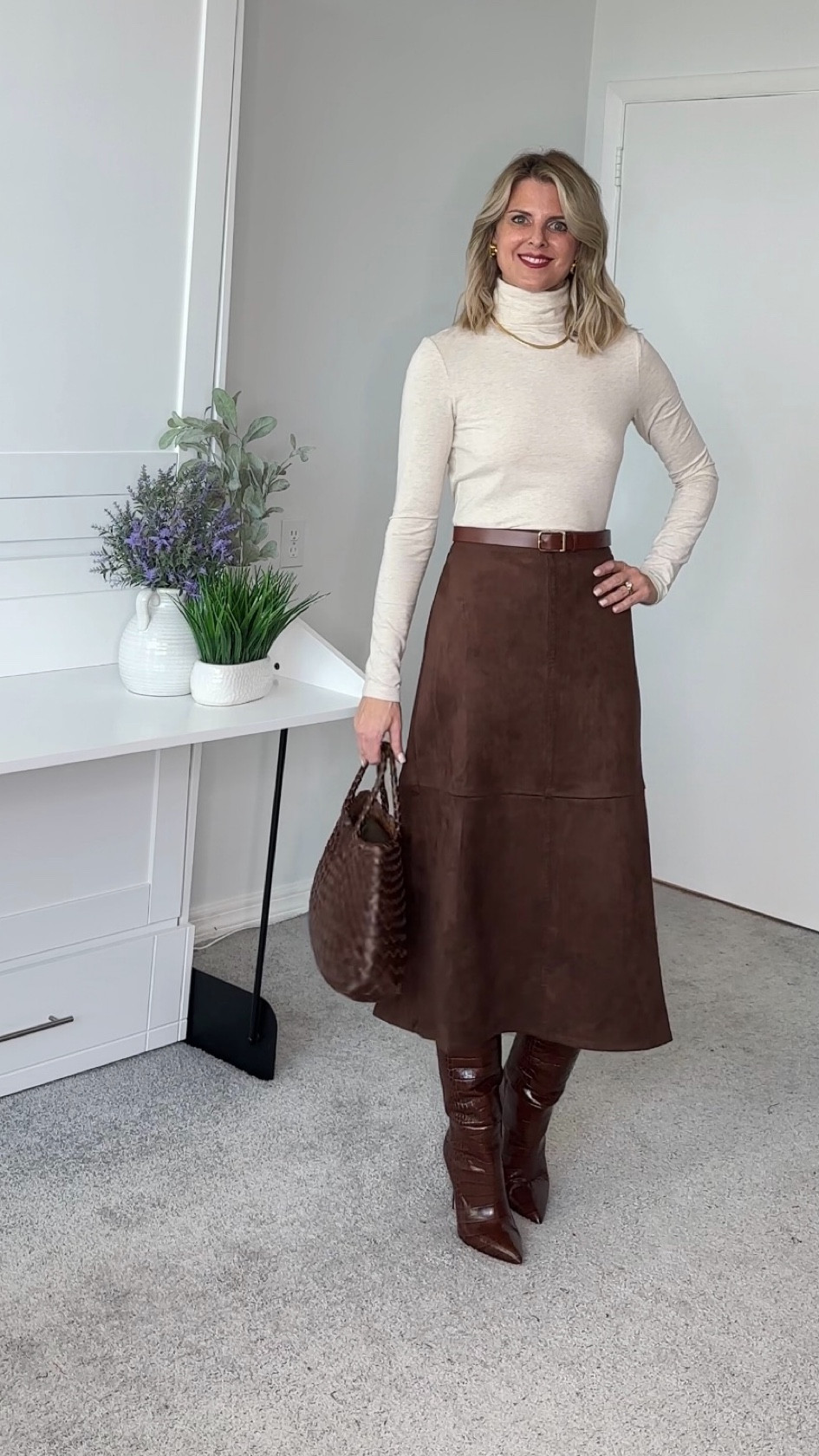 All true to size 
The skirt, If you are on the cusp of a size, I woukd size down.

#LTKSeasonal #LTKworkwear #LTKfindsunder50