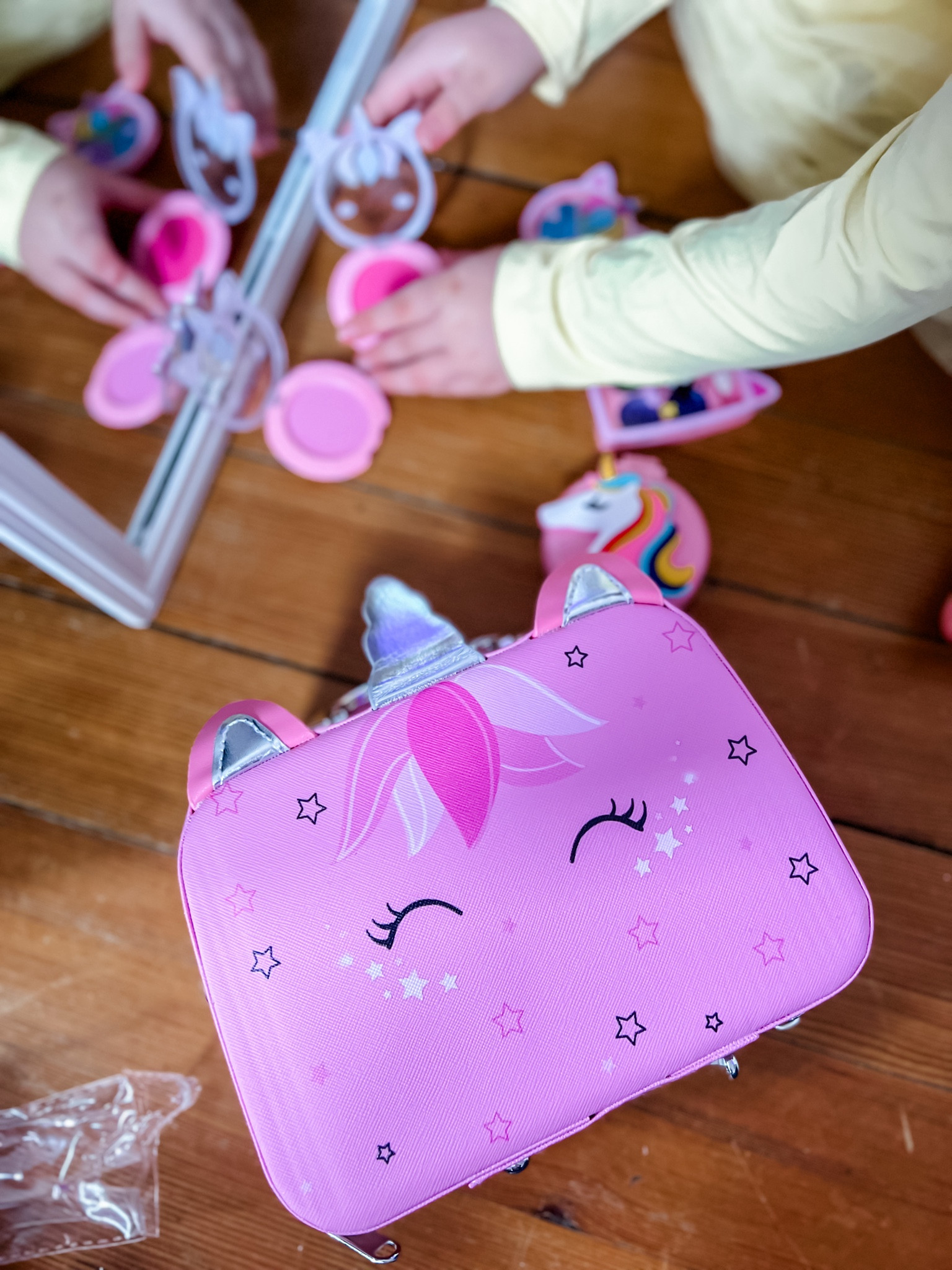 Play makeup set great for toddlers

#LTKBeauty #LTKGiftGuide #LTKKids