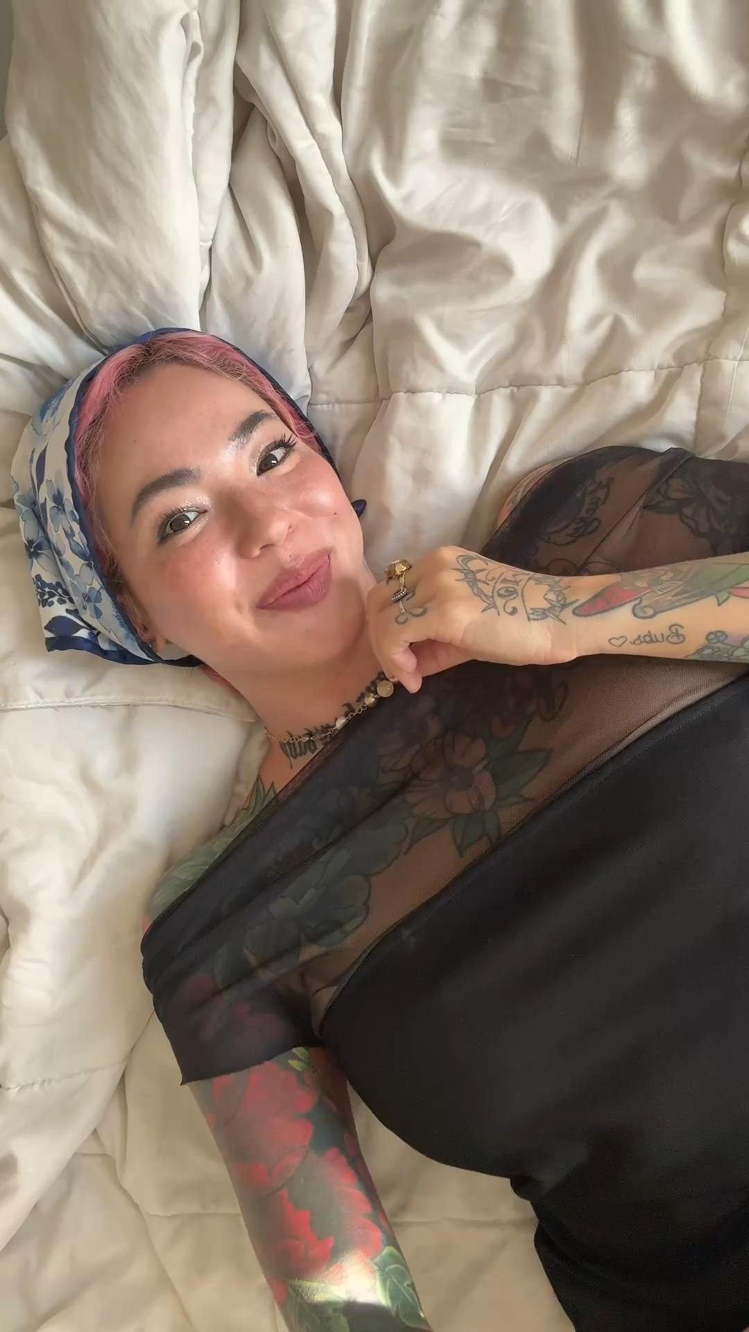 Cool toned easy fall makeup look 

#LTKFindsUnder50 #LTKBeauty #LTKSeasonal