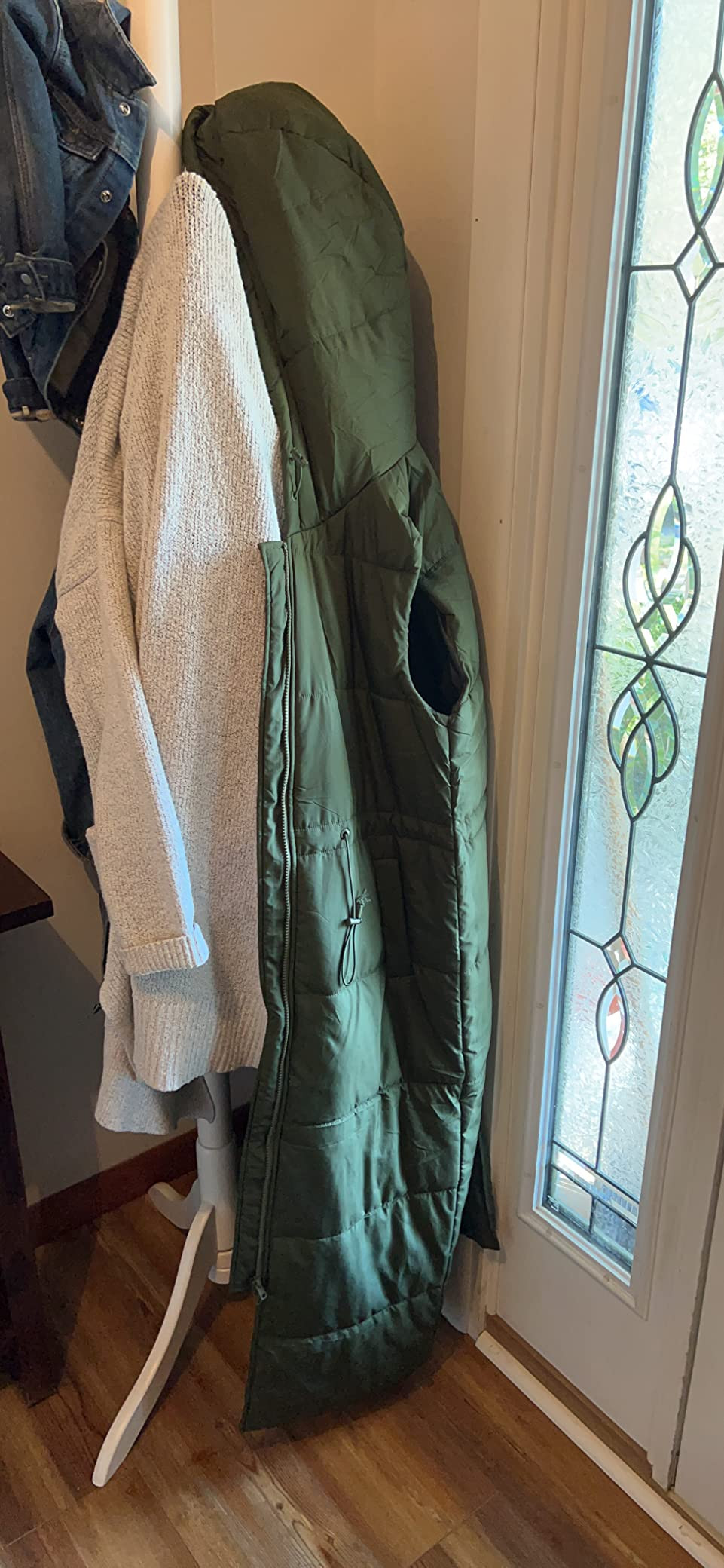 Shanfetl Women's Long Quilted Vest Hooded Maxi Length Sleeveless Puffer Vest Padded Coat Winter O... | Amazon (US)