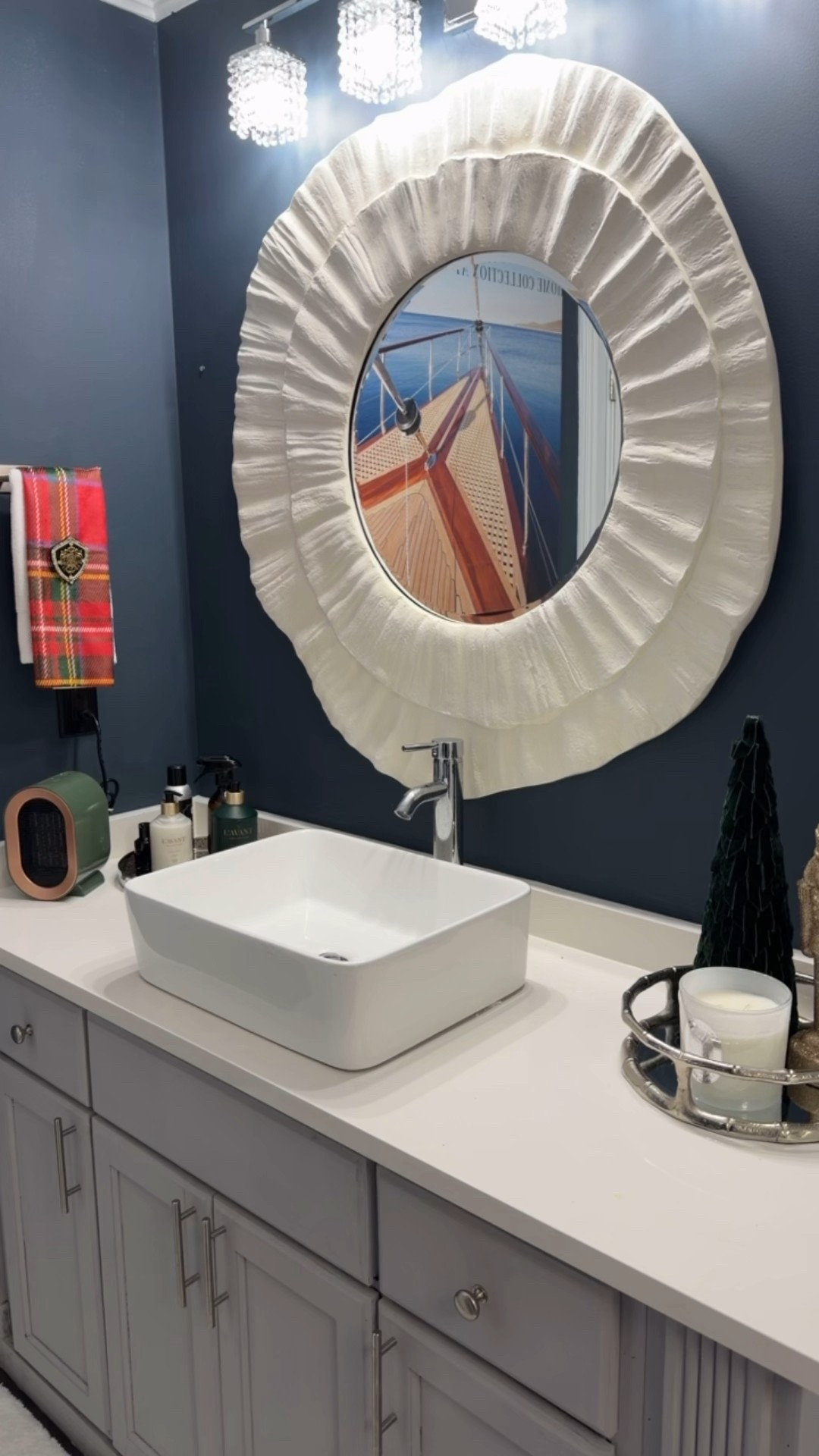 The prettiest mirror huge 50% off sale

#LTKHome #LTKCyberWeek #LTKGiftGuide