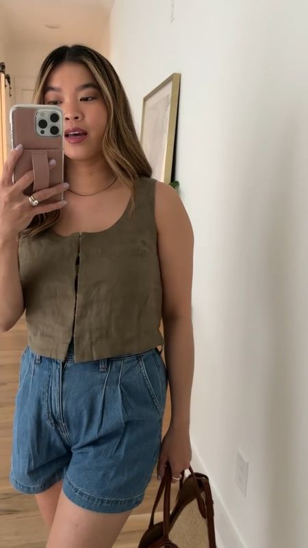 Wearing size 26 in these shorts!

vacation outfits, Nashville outfit, spring outfit inspo, family photos, postpartum outfits, work outfit, resort wear, spring outfit, date night, Sunday outfit, church outfit, country concert outfit, summer outfit, sandals, summer outfit inspo, summer vacation outfit

#LTKTravel #LTKSeasonal #LTKItBag