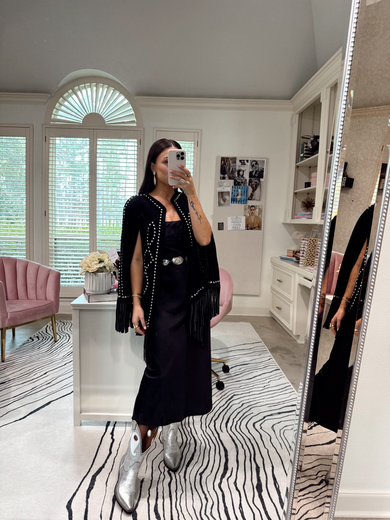 Rodeo // ootd // explore page // Miron Crosby // western boots // metallic 

#LTKShoeCrush #LTKMostLoved #LTKStyleTip