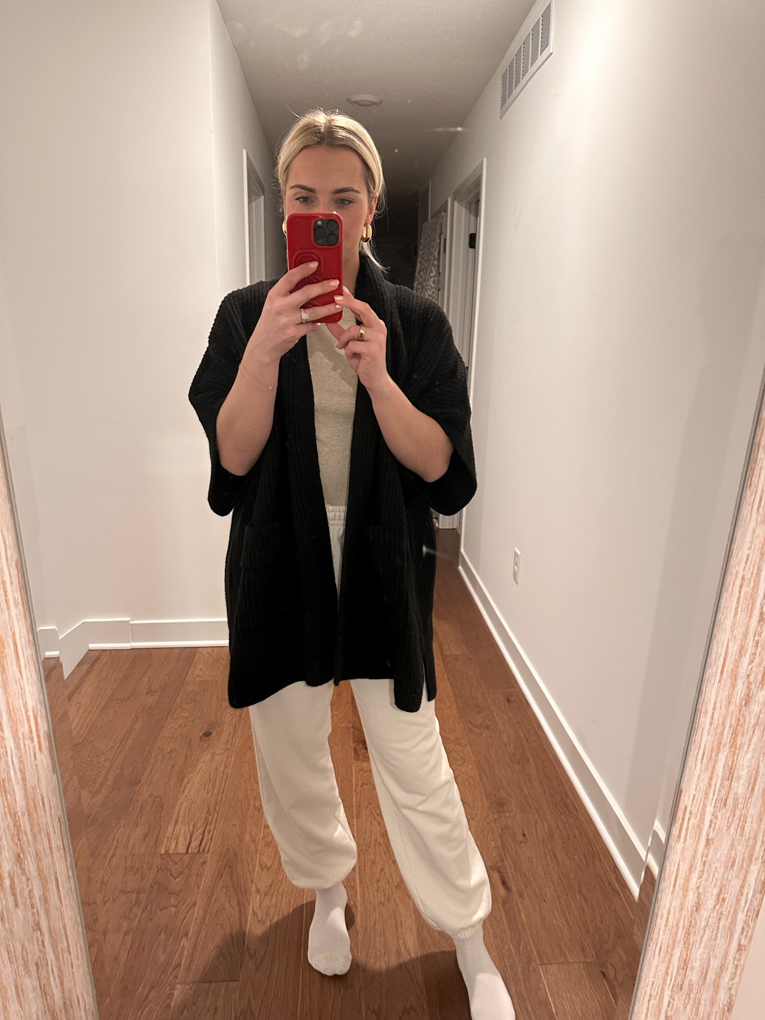 this cardigan… I’m obsessed and it’s selling fast! So soft and cozy. Would make a GREAT gift for those you don’t know what to get! ON SALE, sizes are selling out. (More colors available) 

UNIQLO - the best basics, quality and COTTON! Wears and washes so well. More colors available. 

Shirt: small
Joggers: small
Cardigan: small 

#LTKGiftGuide #LTKFindsUnder50 #LTKSaleAlert