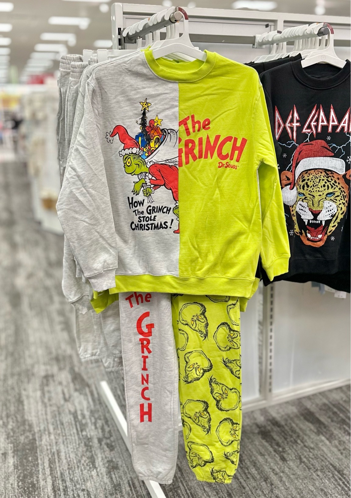 New Grinch outfit!
