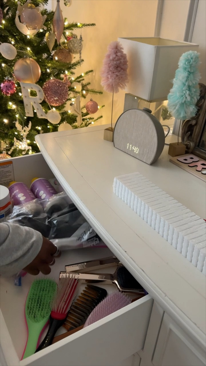 All I want for Christmas is an organized home! We’ve got a month before Christmas so let’s get this done! 

Home organizing, drawer organizer, amazon organization, clean home, skincare rack, shower rack 

#LTKHoliday #LTKCyberWeek #LTKHome