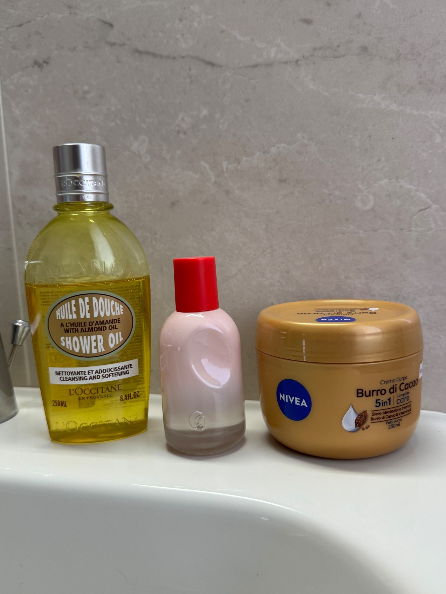 This scent combo for summer is 🙂‍↕️🫶🏼👏💝 



#LTKBeauty