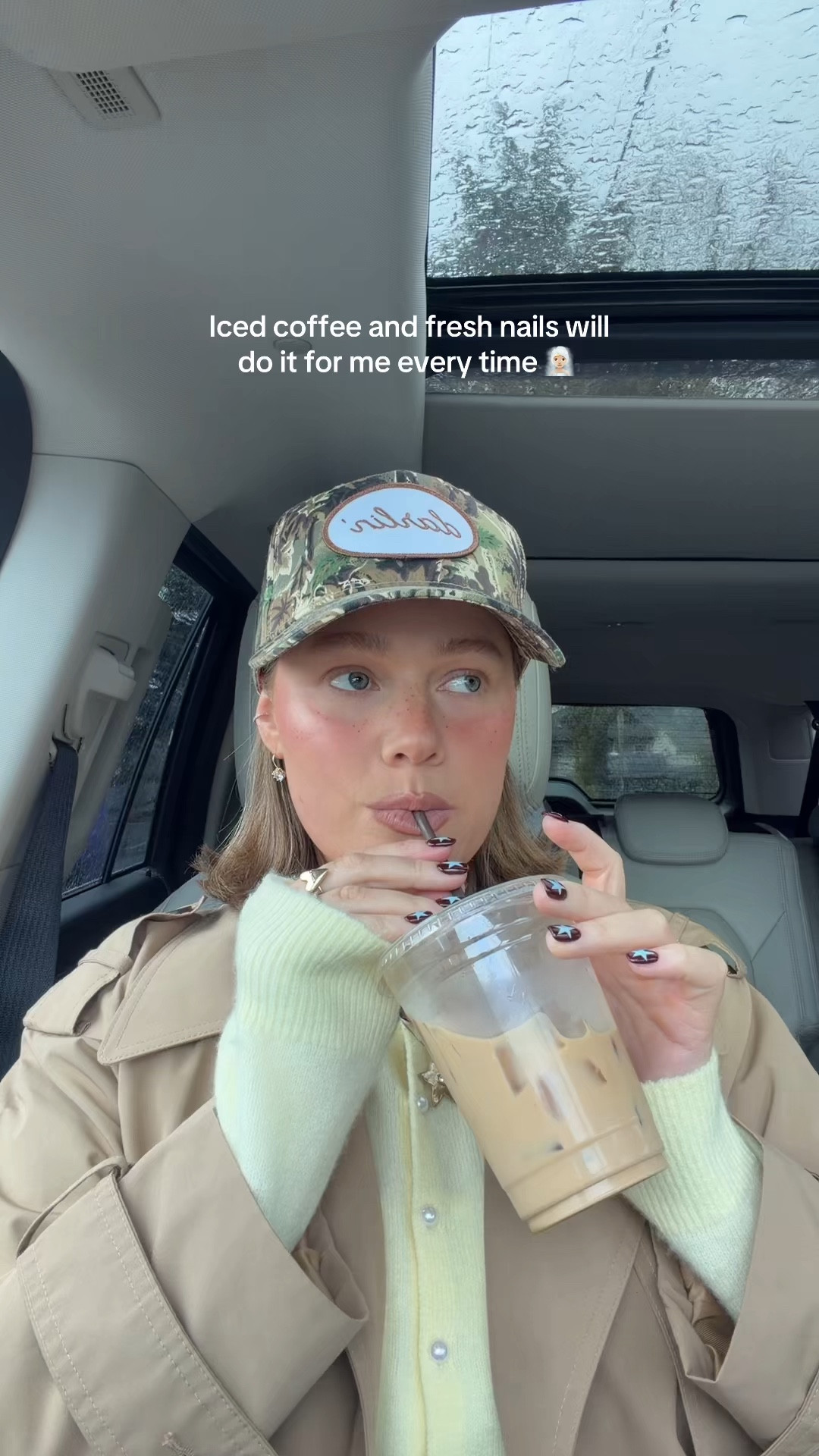 Abercrombie promo: AFLTK 🌟 Jeans size 31 I went up two sizes for pregnancy! The best slouchy low rise jeans at a great price. Size L in yellow sweater. Medium petite (I’m 5’ 5”) in trench it’s gorgeous and water resistant!! It runs large a medium fits fine 

#pregnancystyle #Abercrombie #springstyle #lowrise #bresheppard